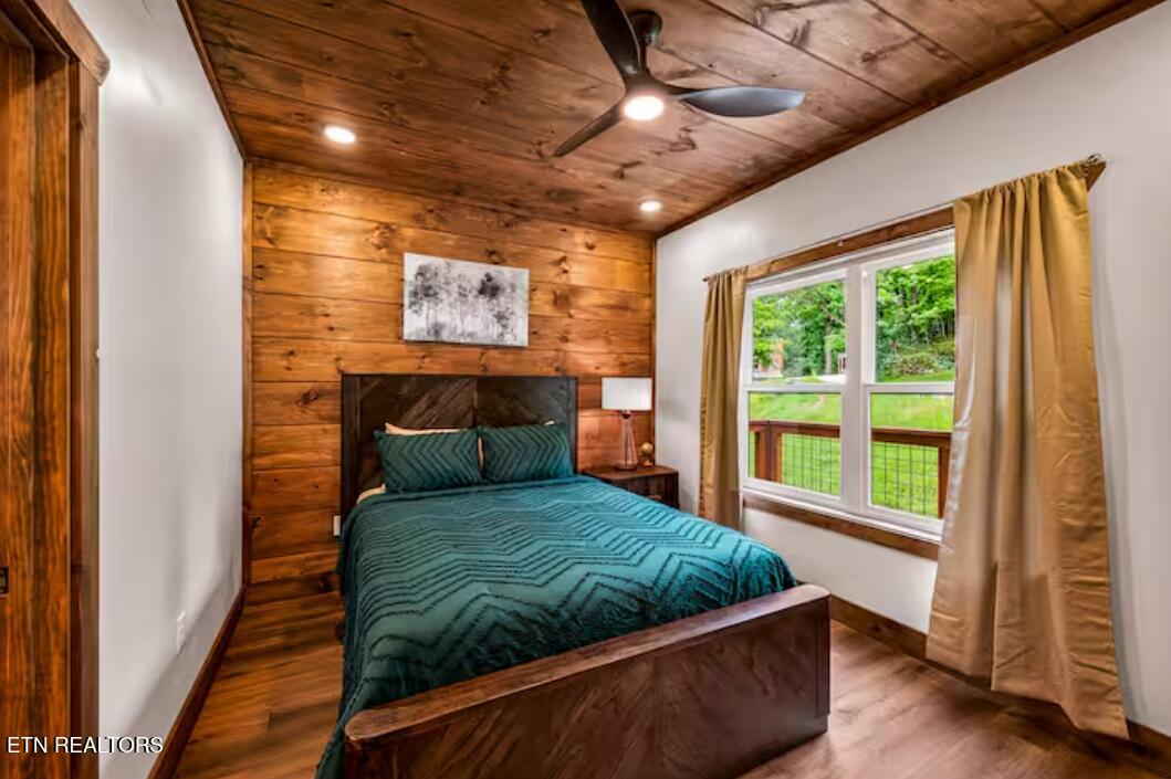 615 Country Oaks Drive Pigeon Forge TN 37863