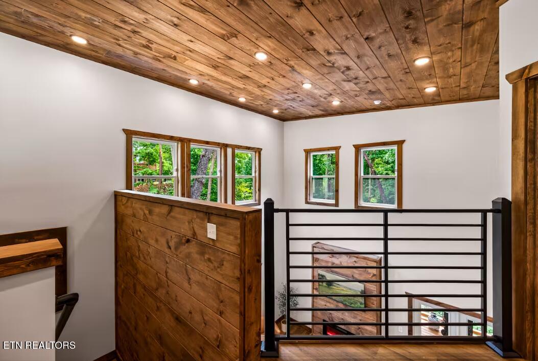 615 Country Oaks Drive Pigeon Forge TN 37863