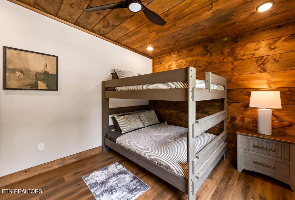 615 Country Oaks Drive Pigeon Forge TN 37863