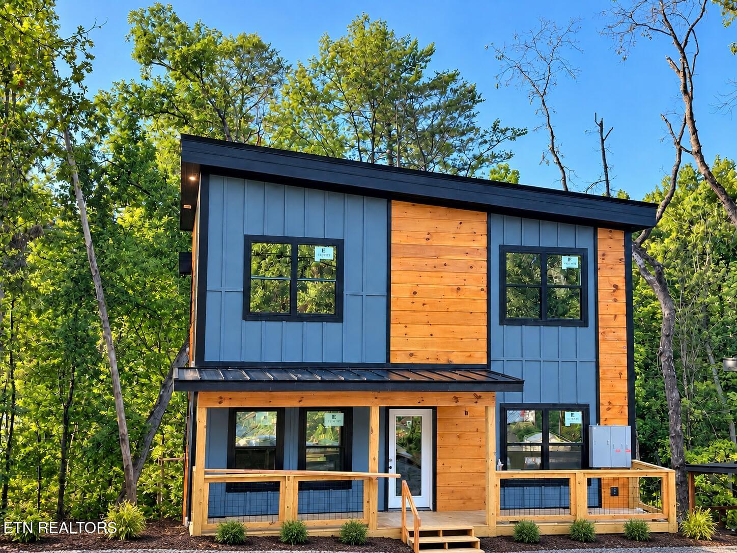 615 Country Oaks Drive Pigeon Forge TN 37863