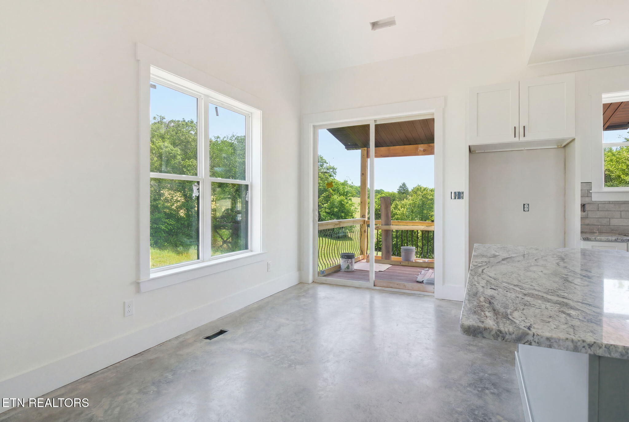 467 Laurel Road Clinton TN 37716