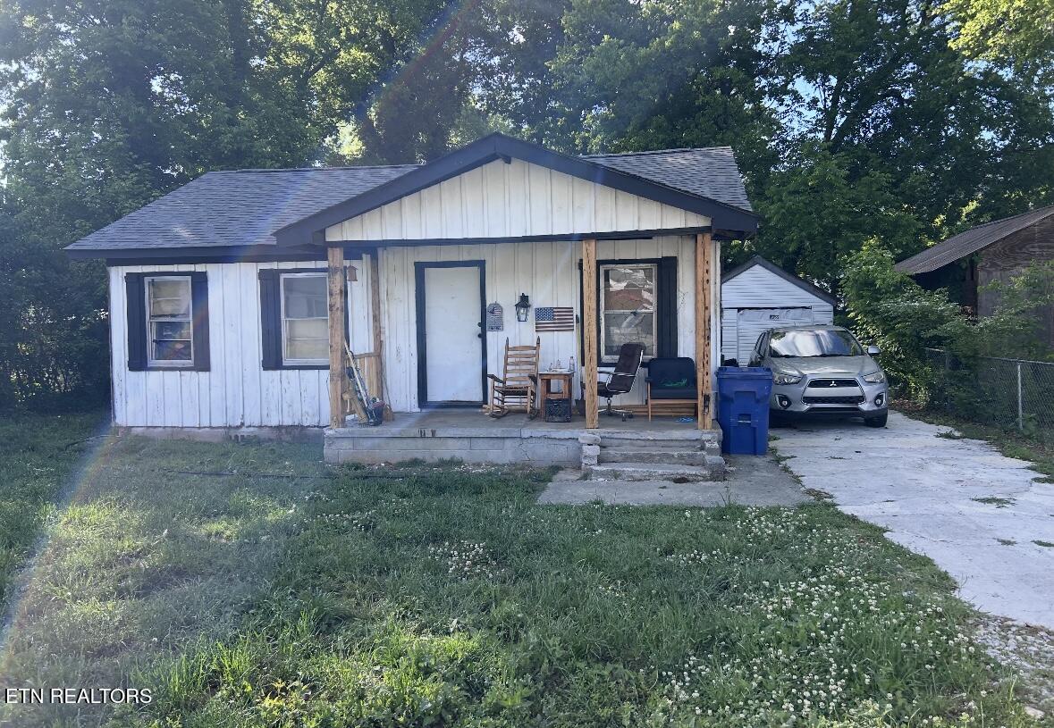 312 Eblen Drive Harriman TN 37748
