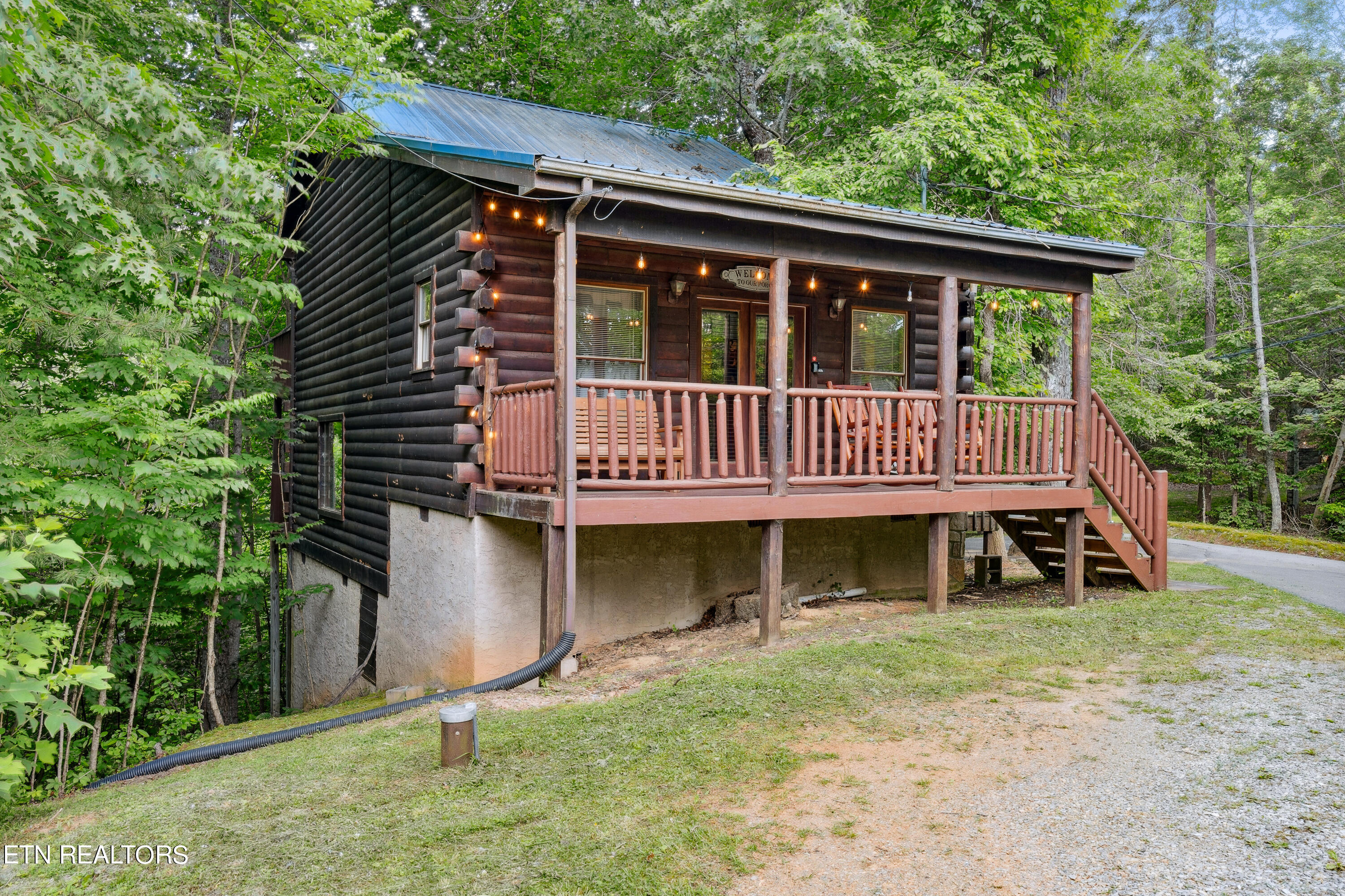 1801 Beach Front Drive Sevierville TN 37876