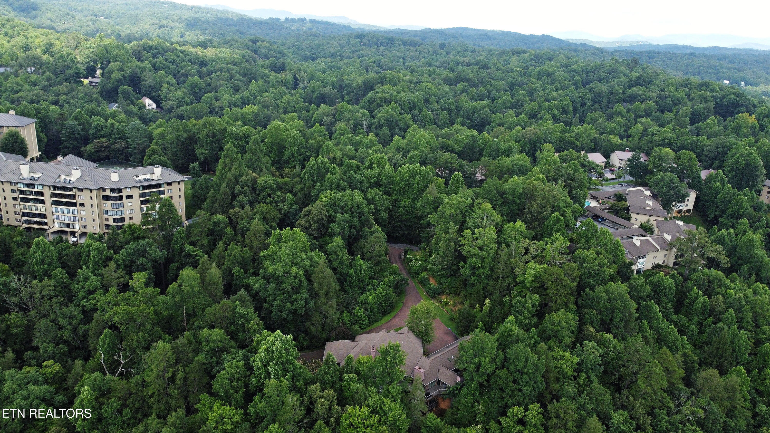1886 Acorn Branch Lane Gatlinburg TN 37738