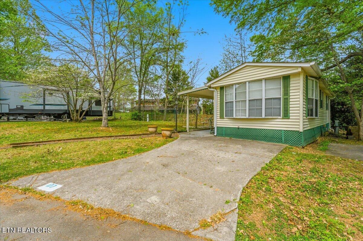 176 & 177 Highway 73 Townsend TN 37882