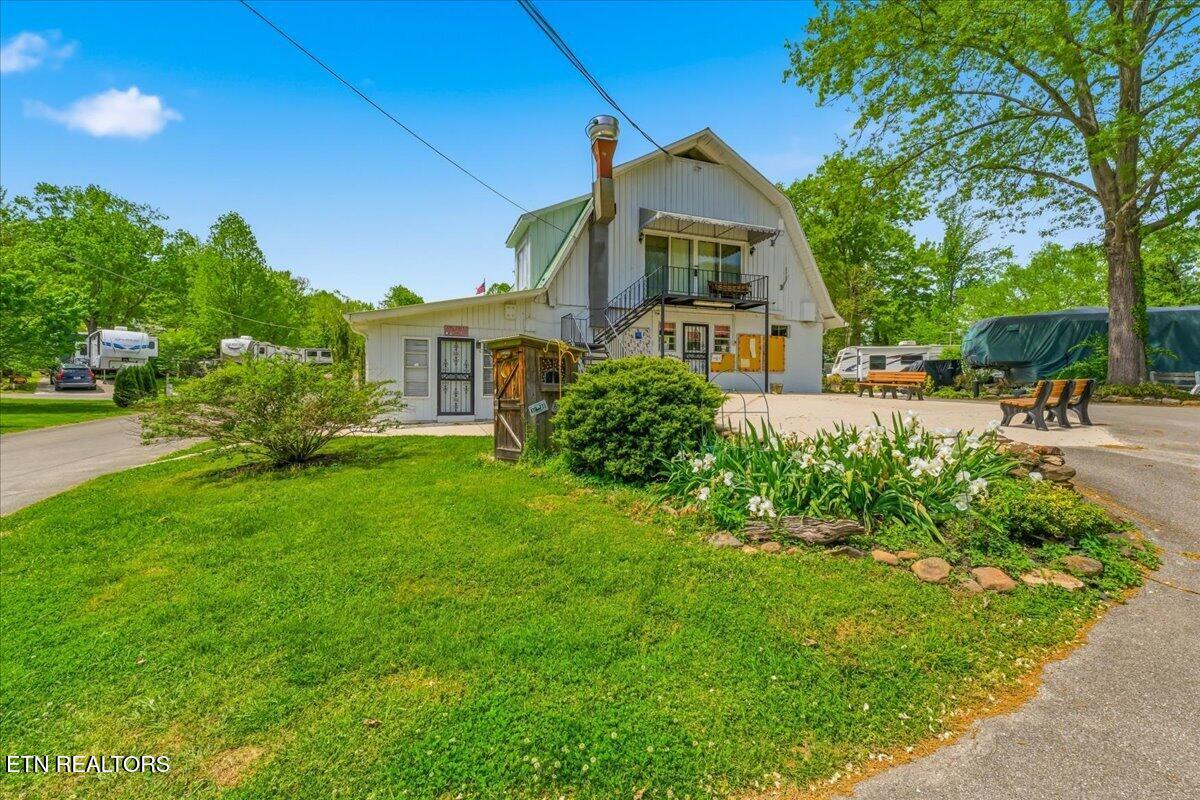 176 & 177 Highway 73 Townsend TN 37882