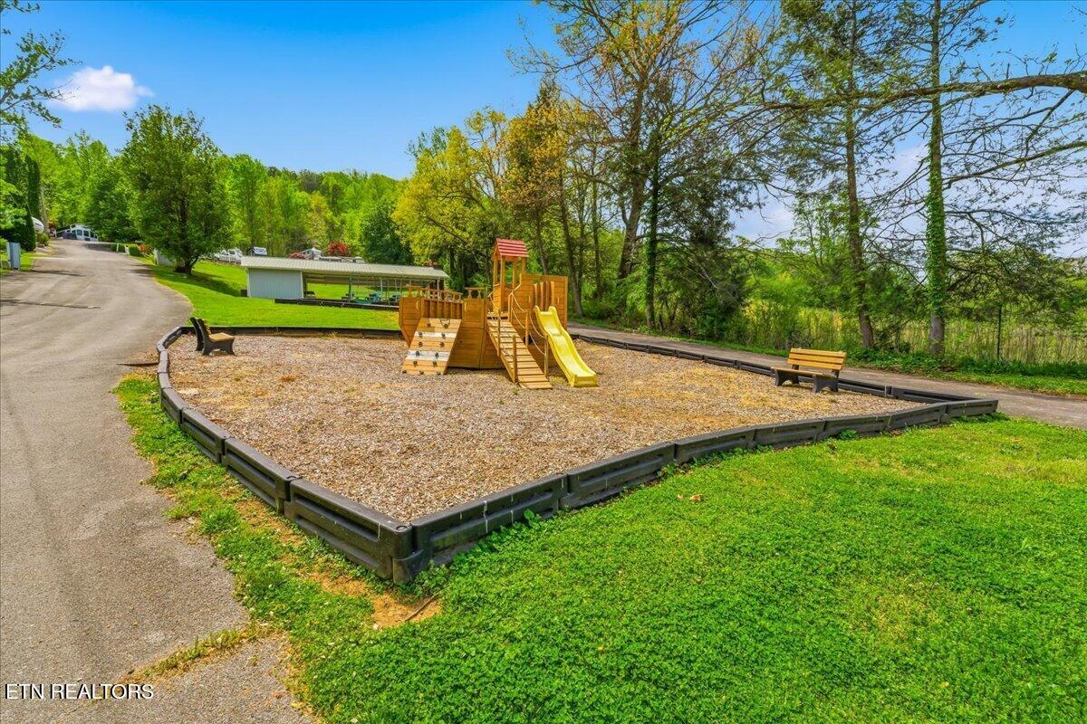176 & 177 Highway 73 Townsend TN 37882