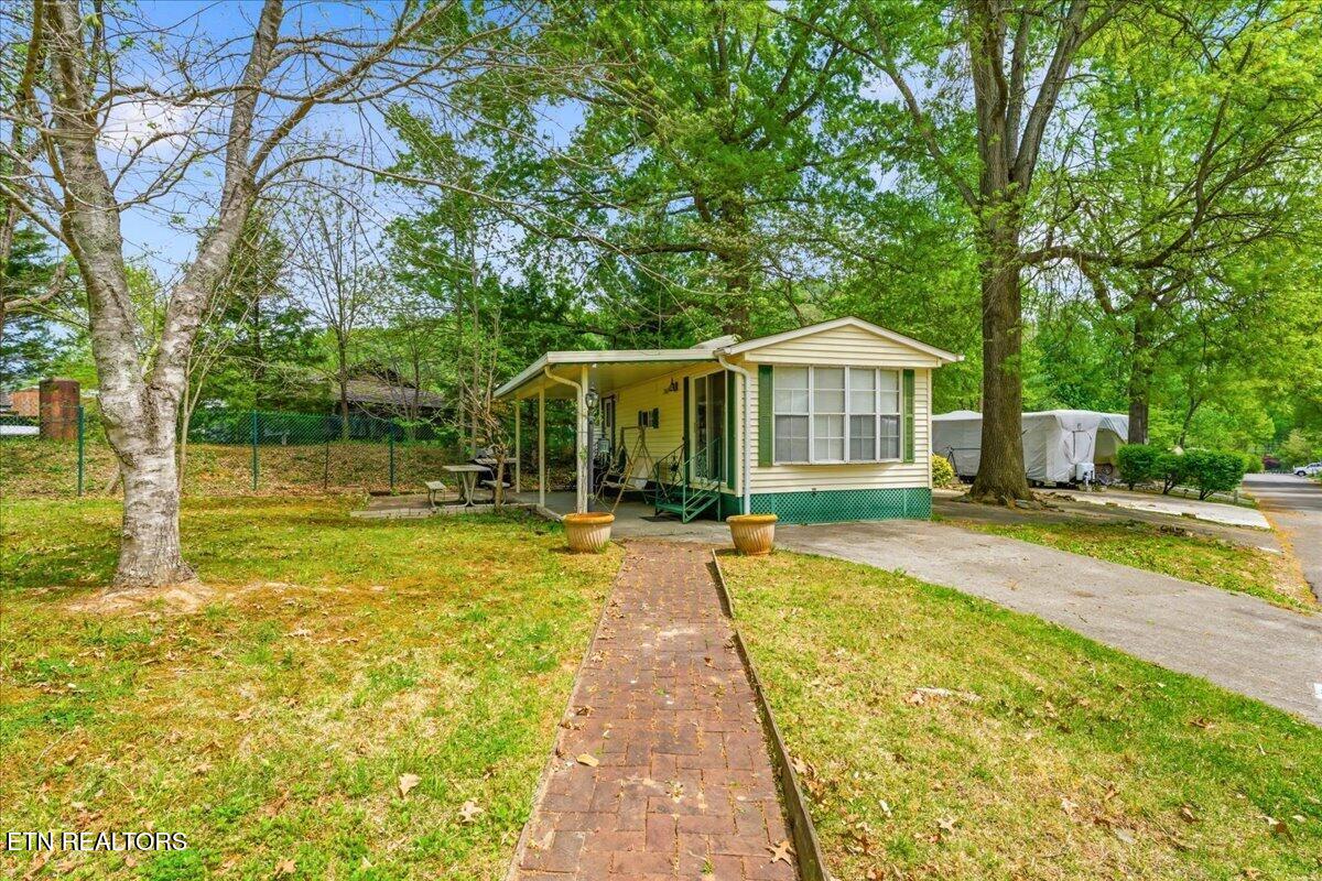 176 & 177 Highway 73 Townsend TN 37882