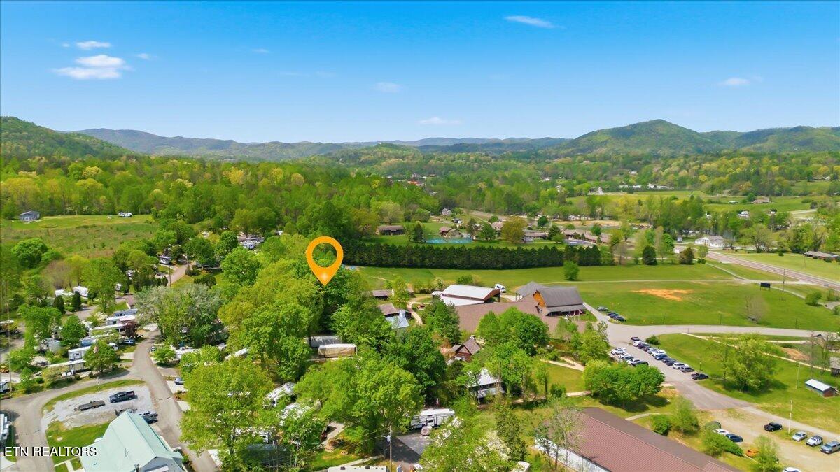 176 & 177 Highway 73 Townsend TN 37882