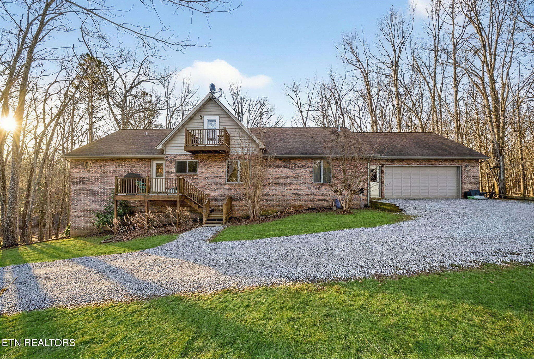 1086 Pearl Hinds Road Jamestown TN 38556