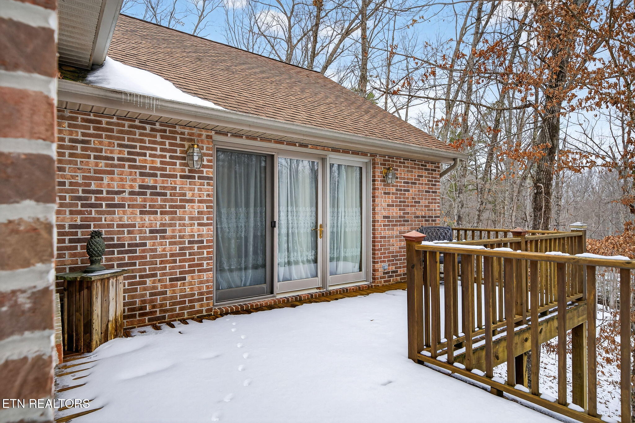 1086 Pearl Hinds Road Jamestown TN 38556