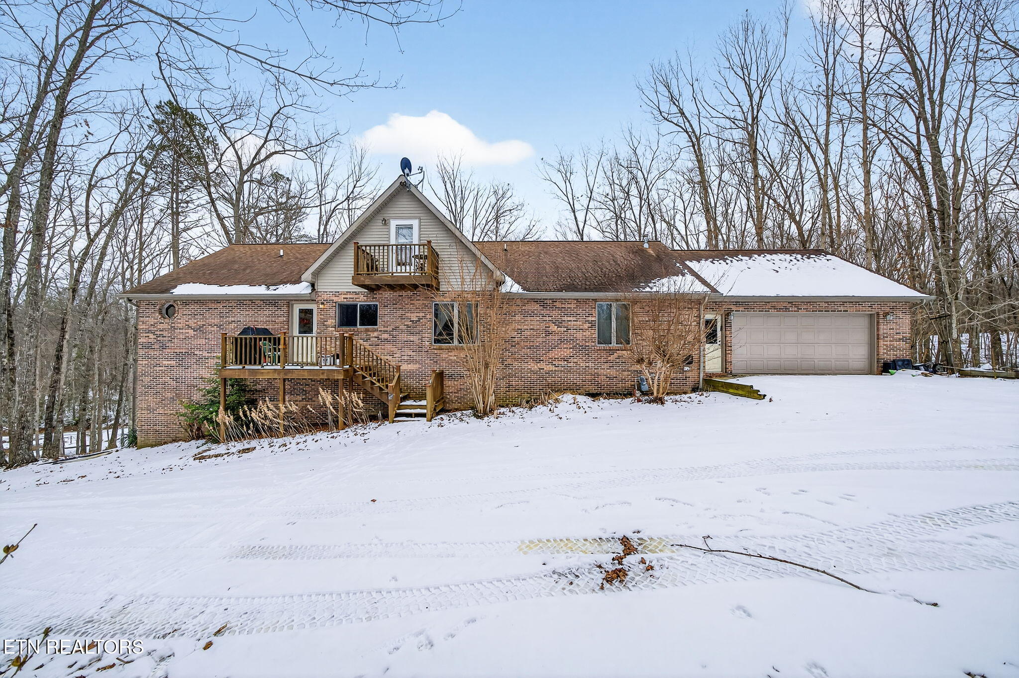 1086 Pearl Hinds Road Jamestown TN 38556