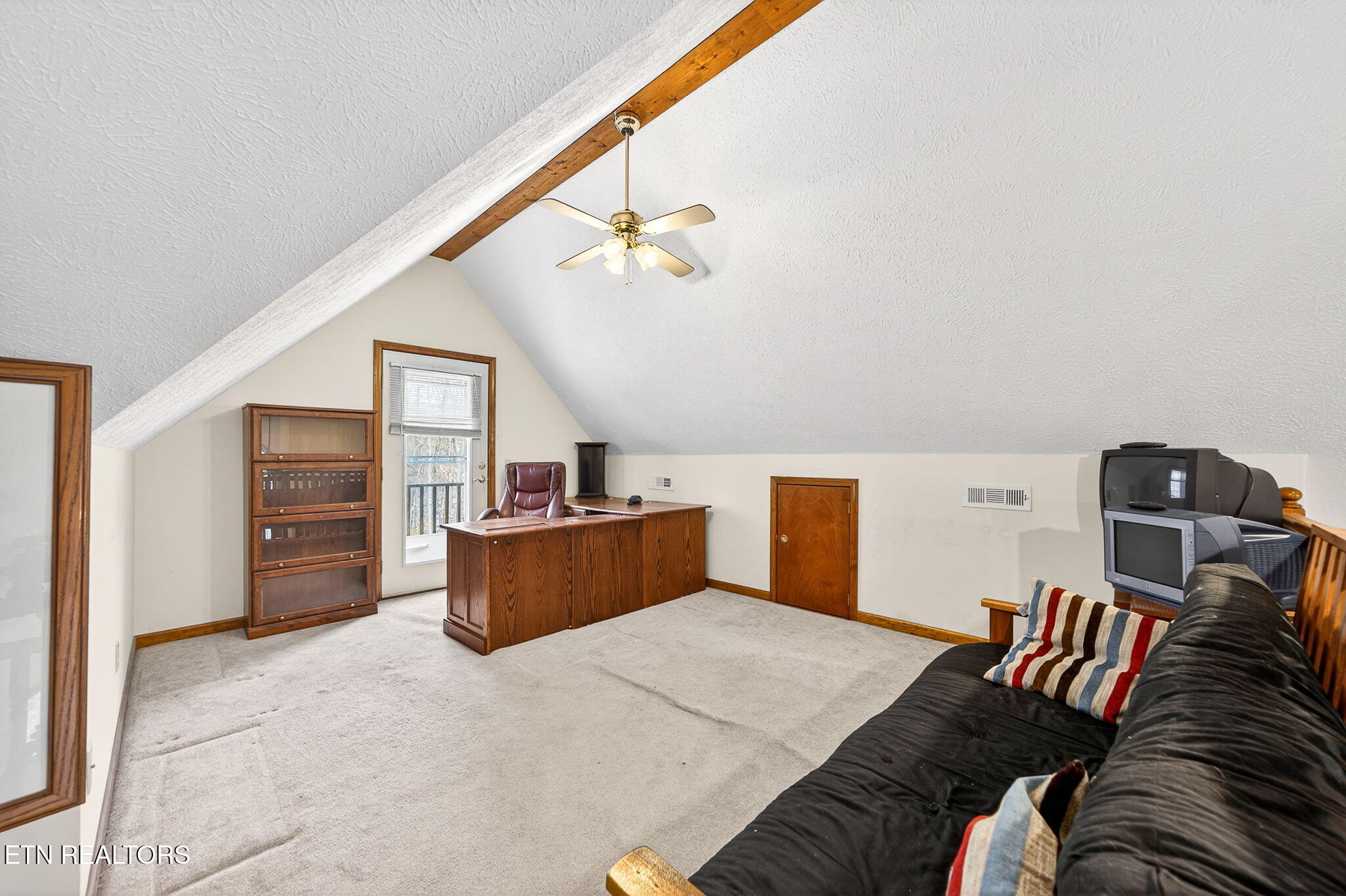 1086 Pearl Hinds Road Jamestown TN 38556