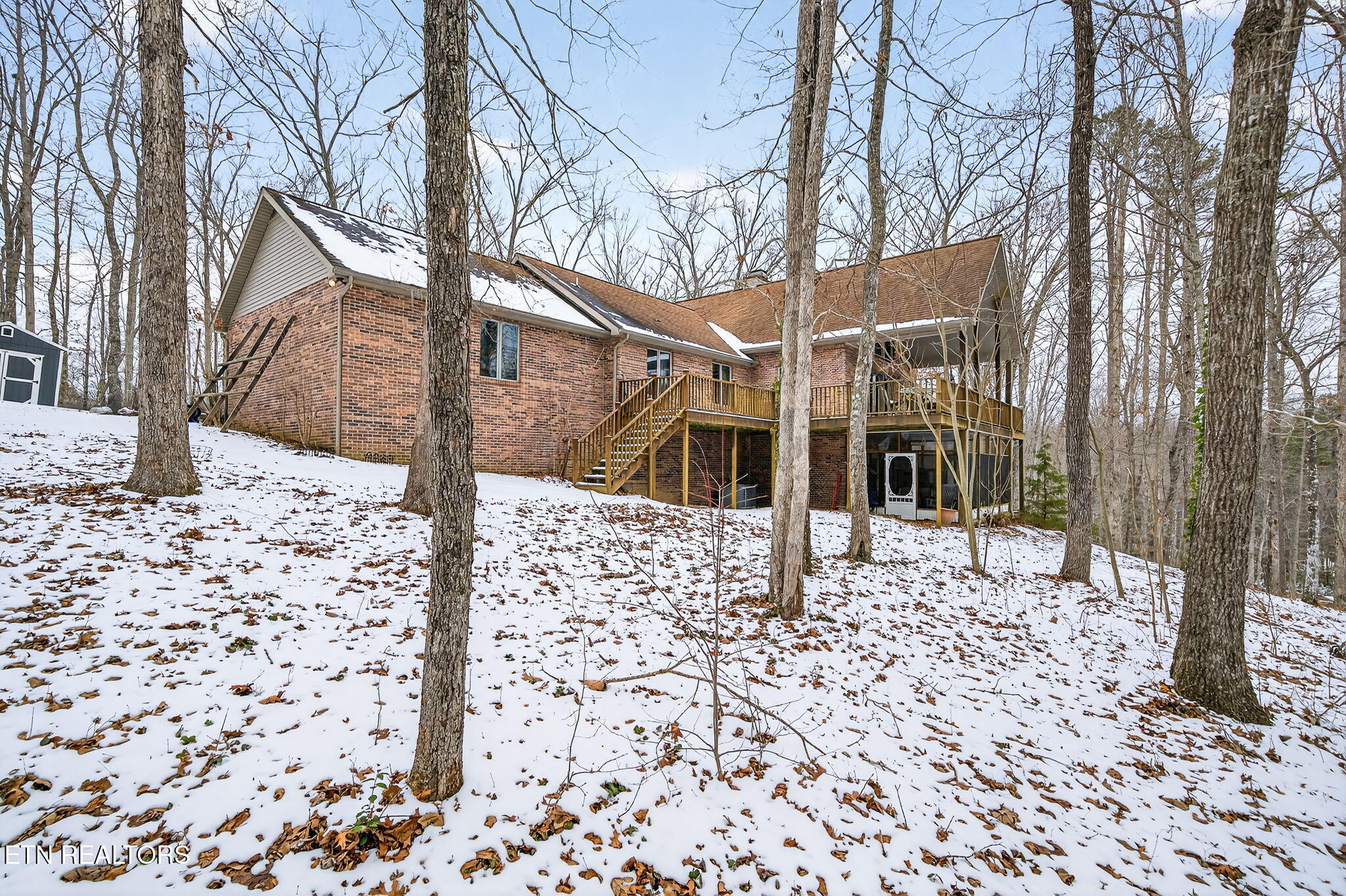 1086 Pearl Hinds Road Jamestown TN 38556