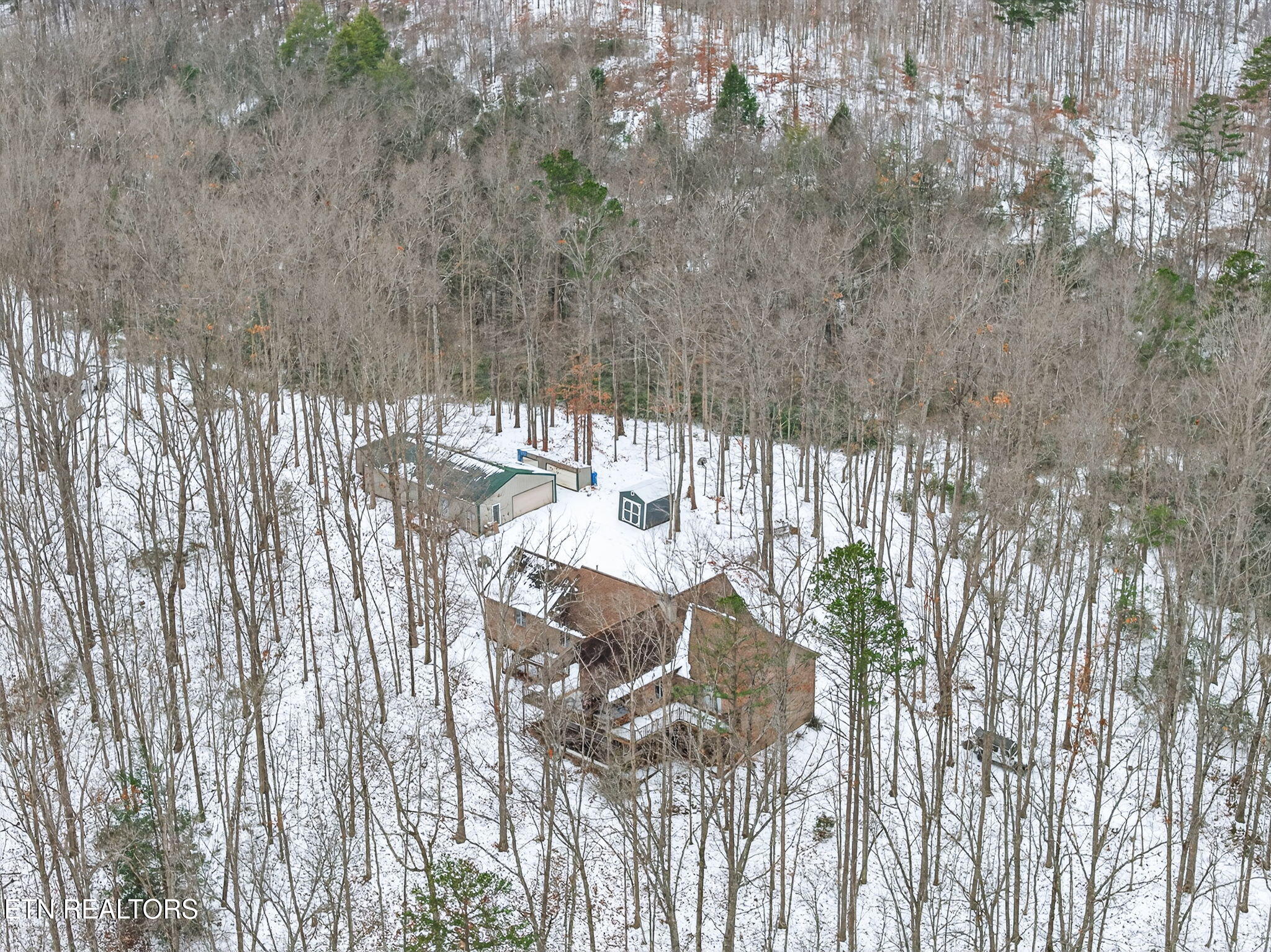 1086 Pearl Hinds Road Jamestown TN 38556