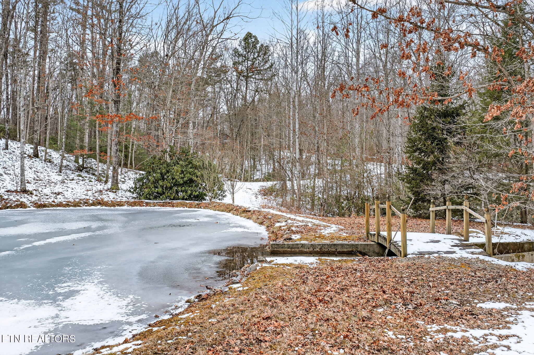 1086 Pearl Hinds Road Jamestown TN 38556