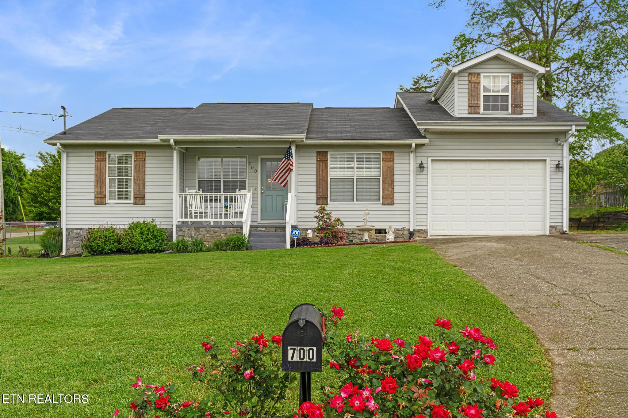 700 Crestwood Drive Clinton TN 37716