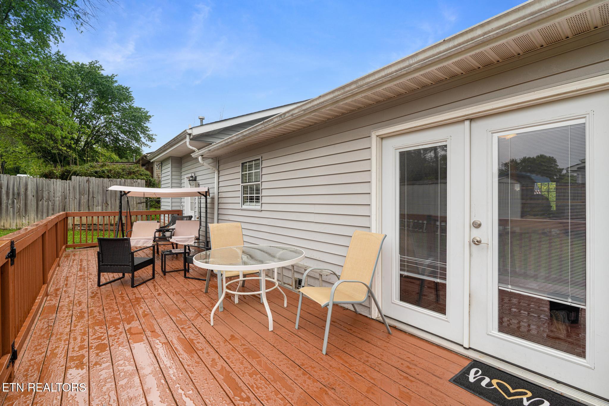 700 Crestwood Drive Clinton TN 37716