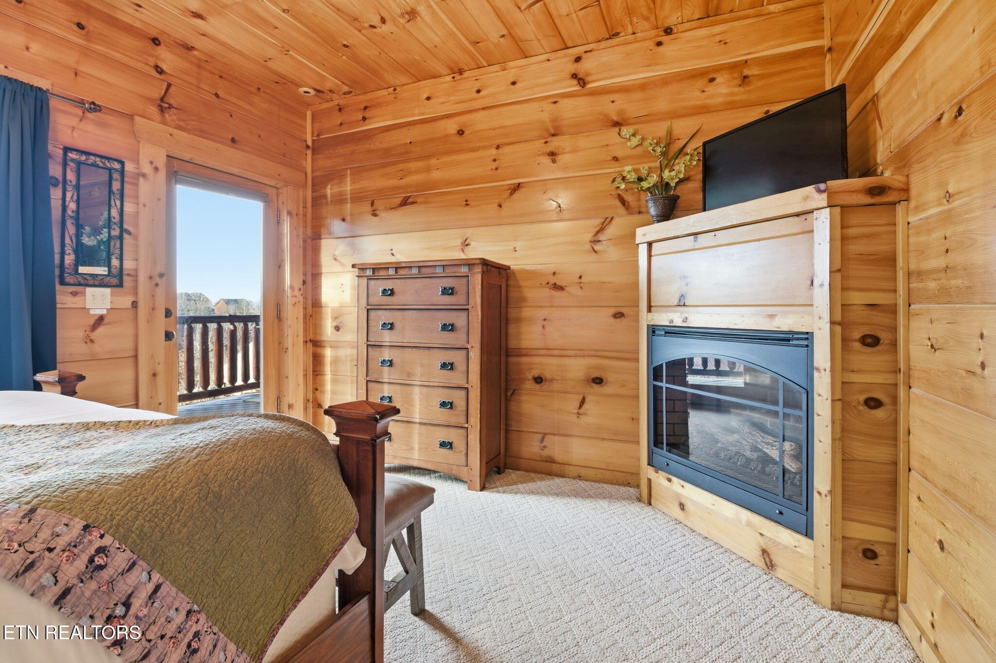 1091 Towering Oaks Drive Sevierville TN 37876