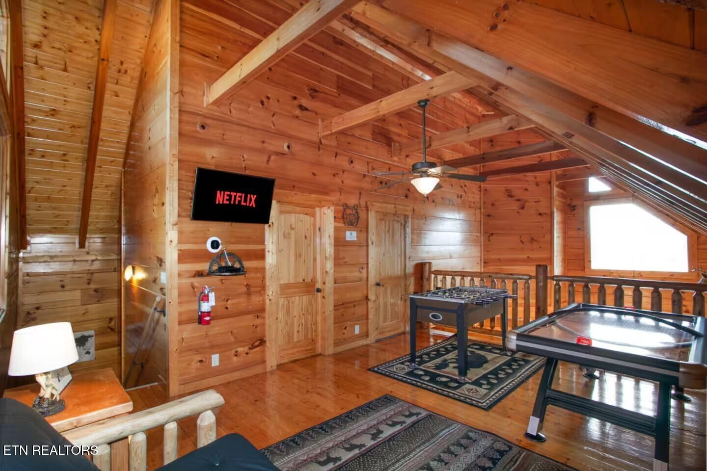1091 Towering Oaks Drive Sevierville TN 37876