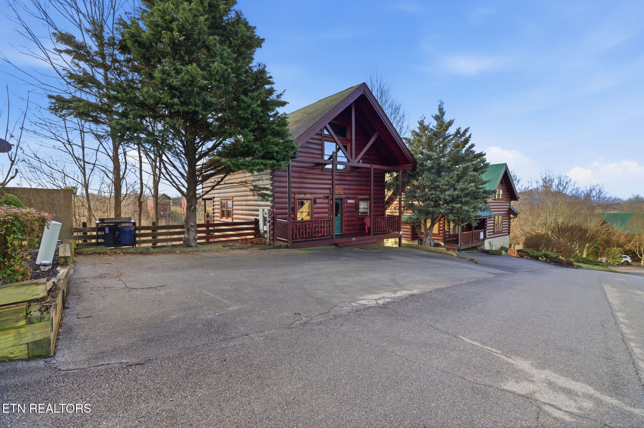 1091 Towering Oaks Drive Sevierville TN 37876