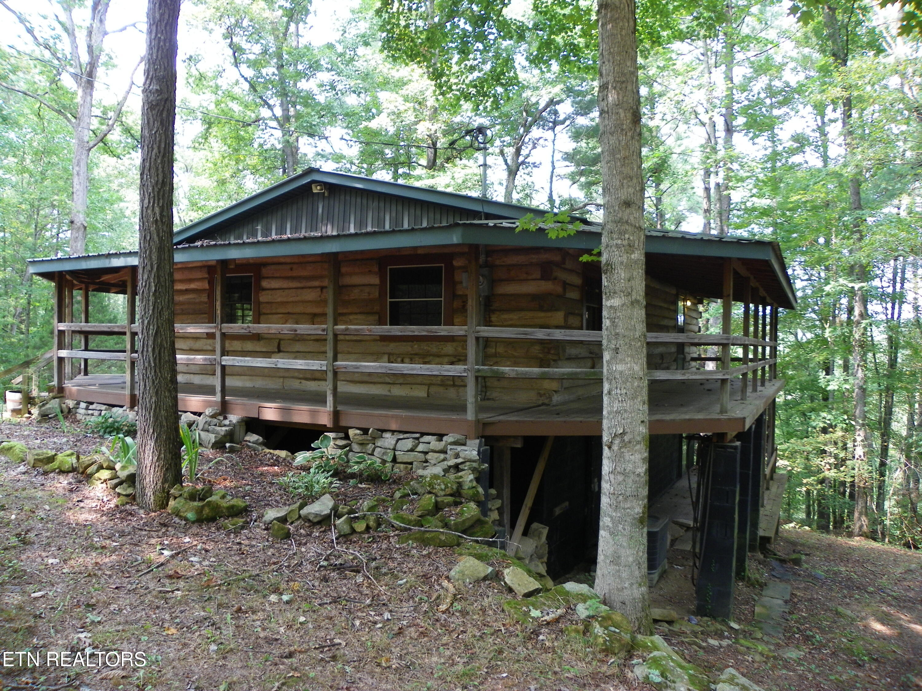 1555 Brown Creek Drive Crossville TN 38571