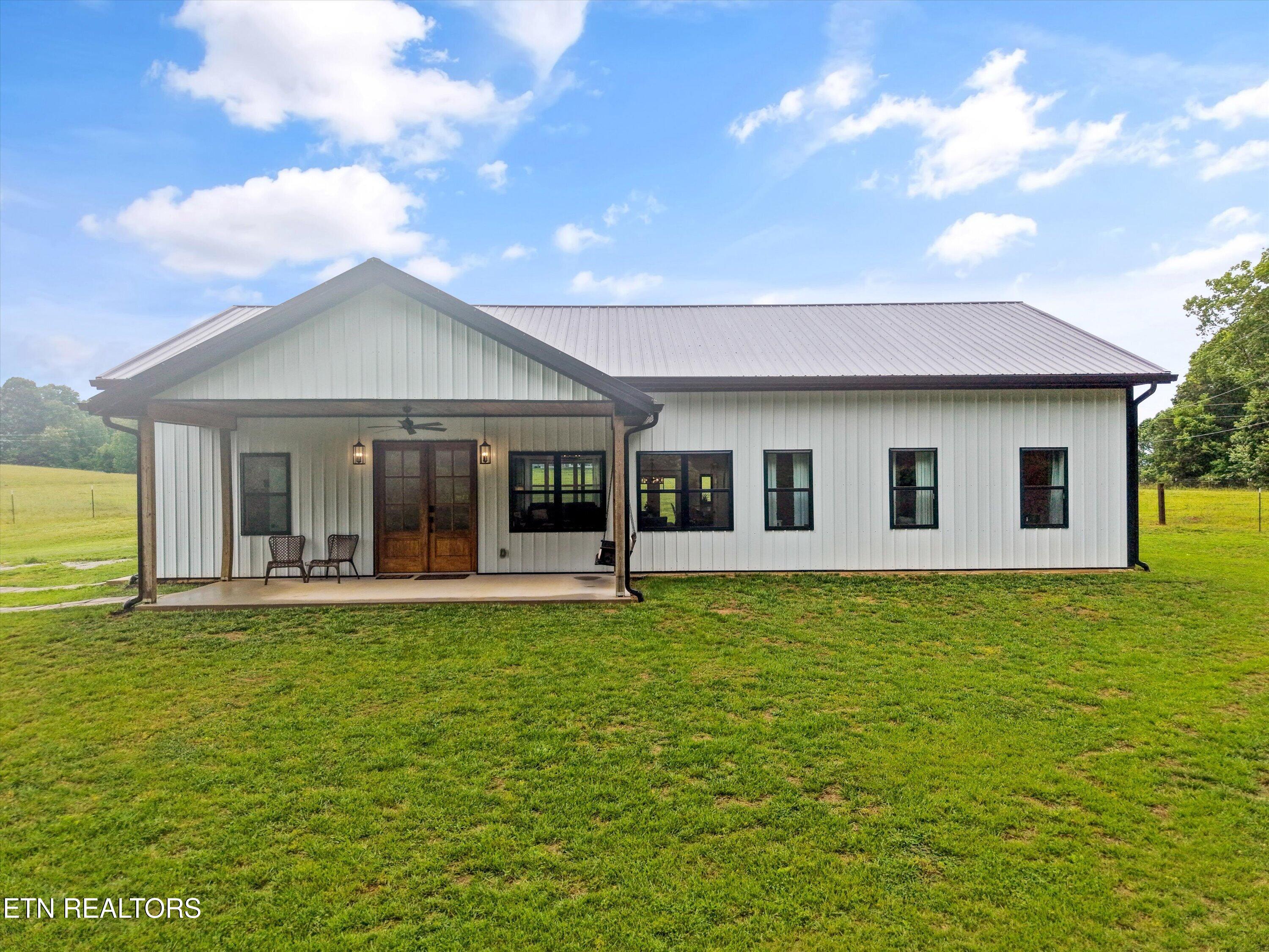 262 Pattie Gap Road Philadelphia TN 37846