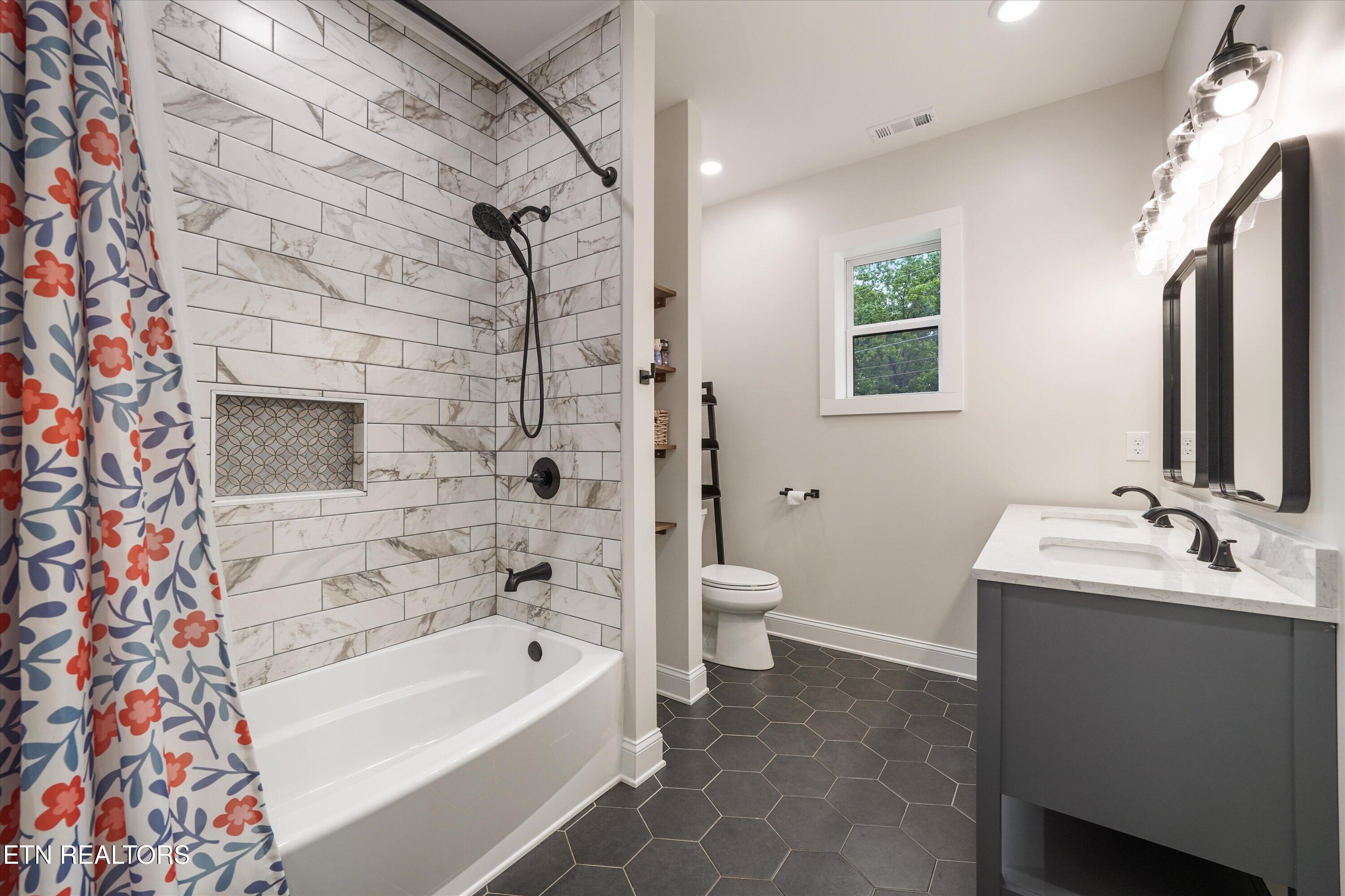 262 Pattie Gap Road Philadelphia TN 37846