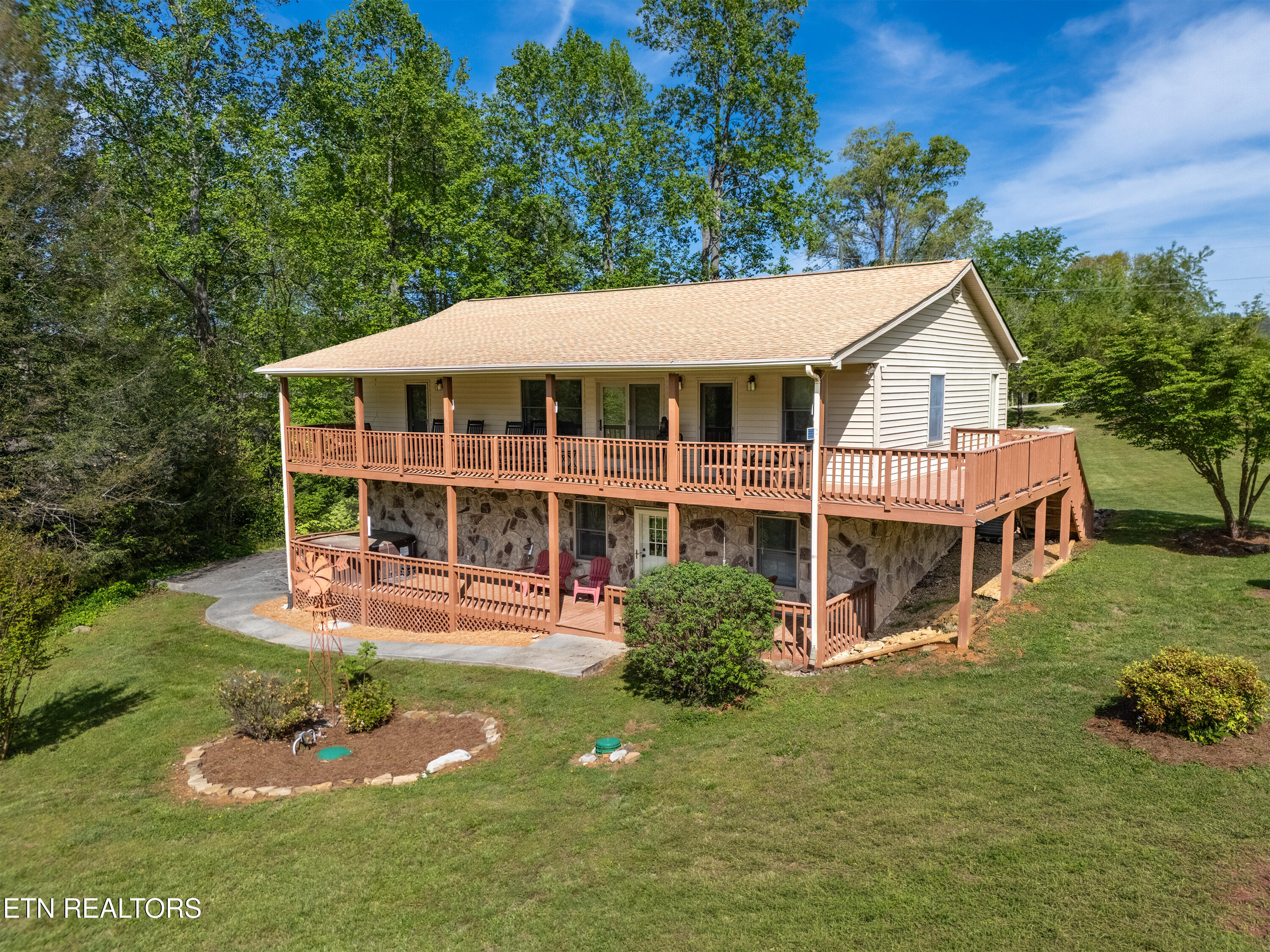 3375 Spring View Drive Sevierville TN 37862