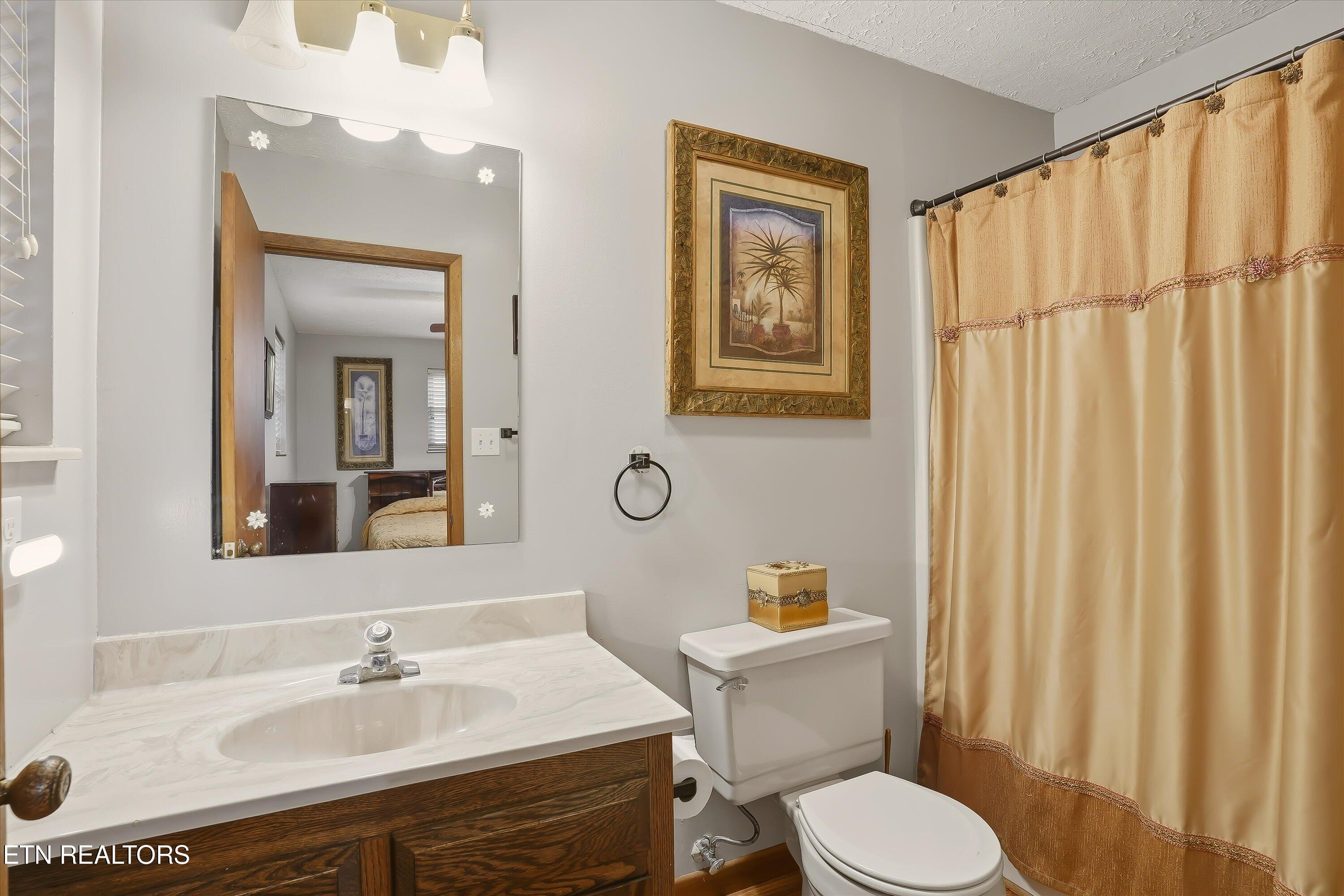 1001 Hitch Road Maryville TN 37804