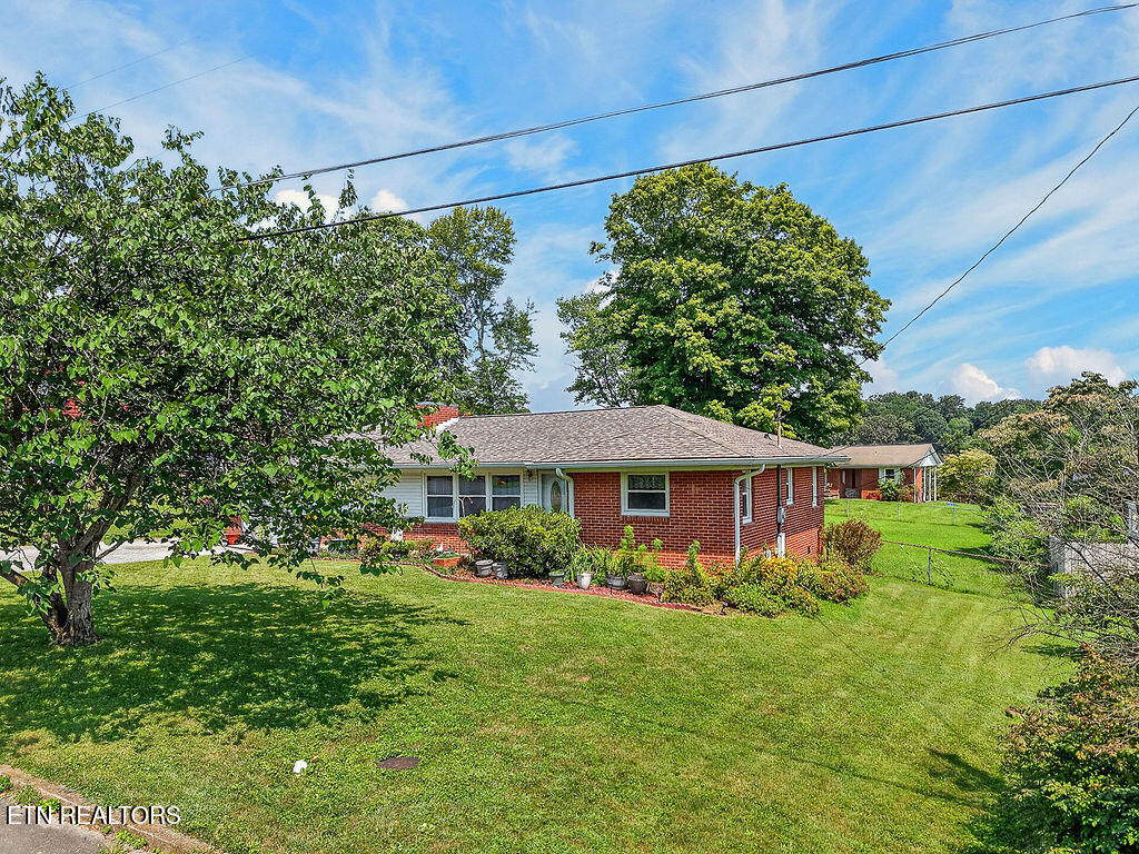 509 Scenic Drive Clinton TN 37716