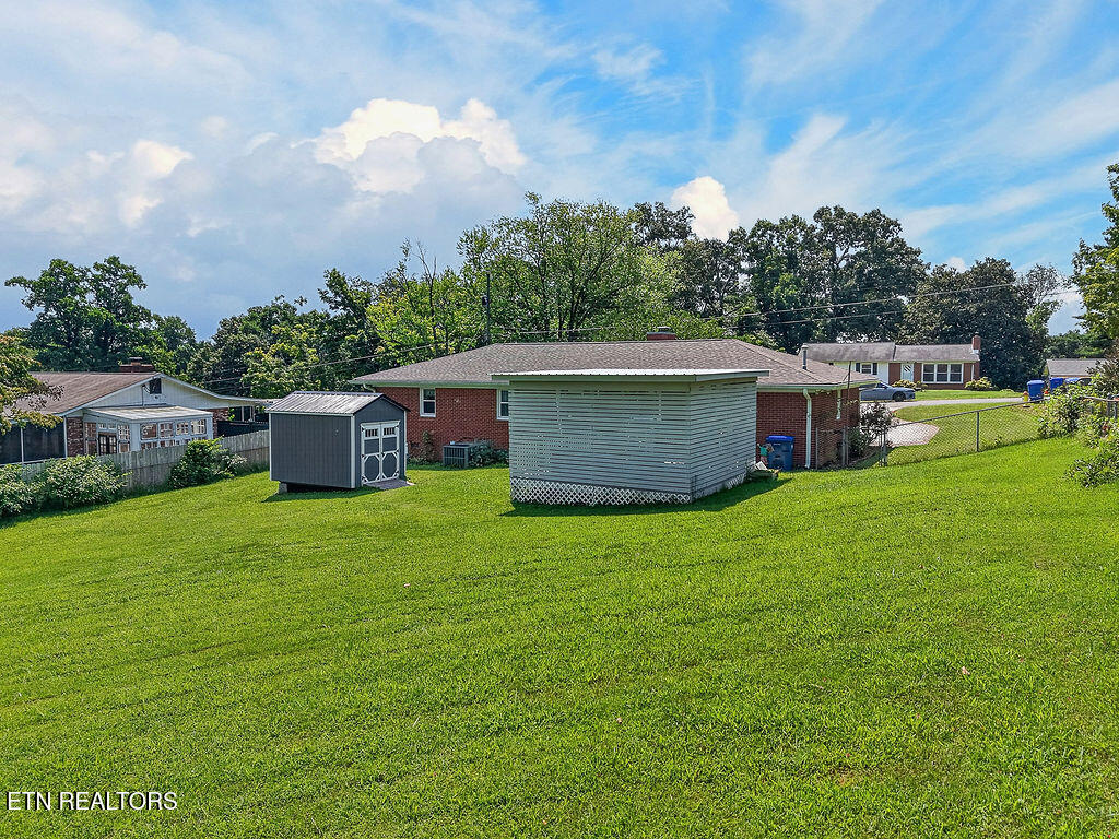 509 Scenic Drive Clinton TN 37716