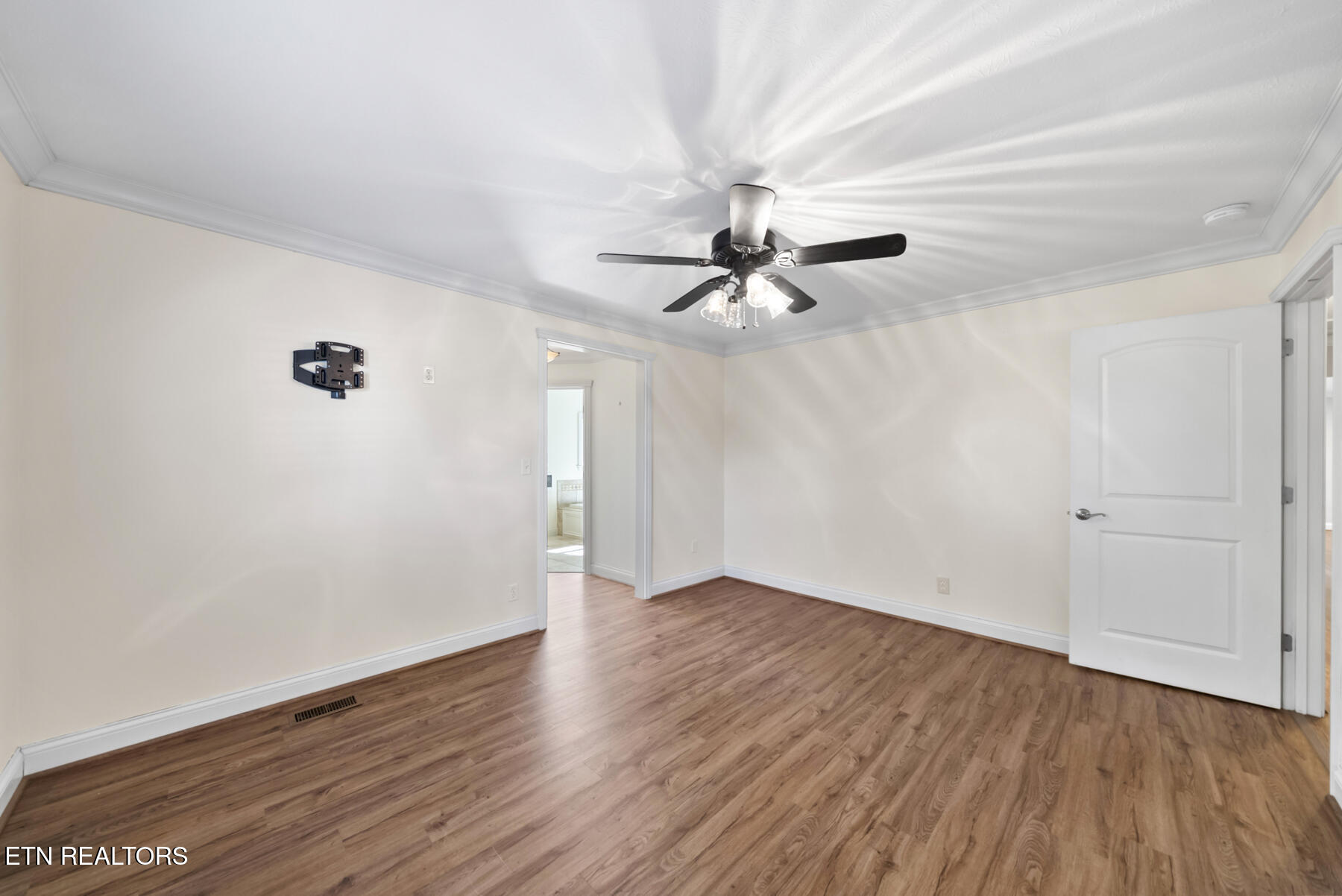 136 Westwood Drive Clinton TN 37716