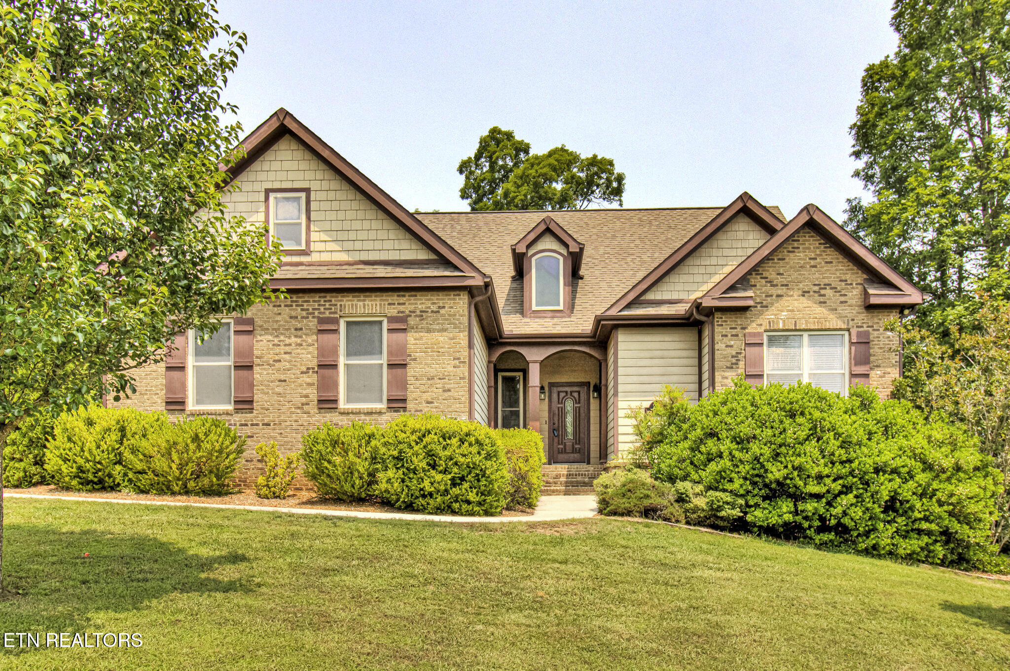 220 W Mountain Drive Rockwood TN 37854