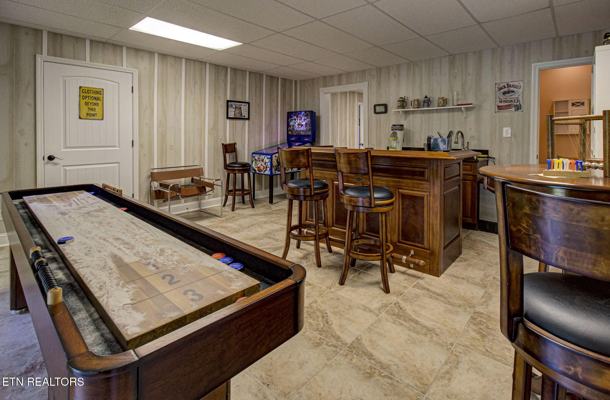 220 W Mountain Drive Rockwood TN 37854