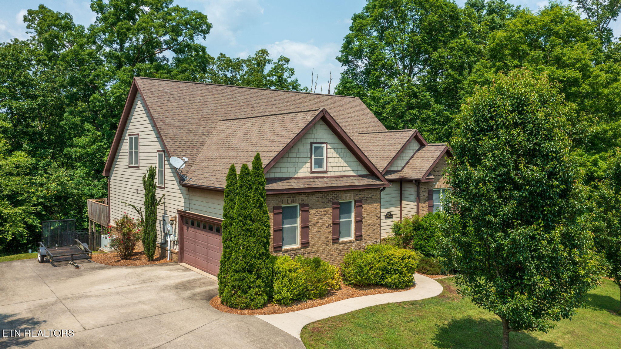 220 W Mountain Drive Rockwood TN 37854