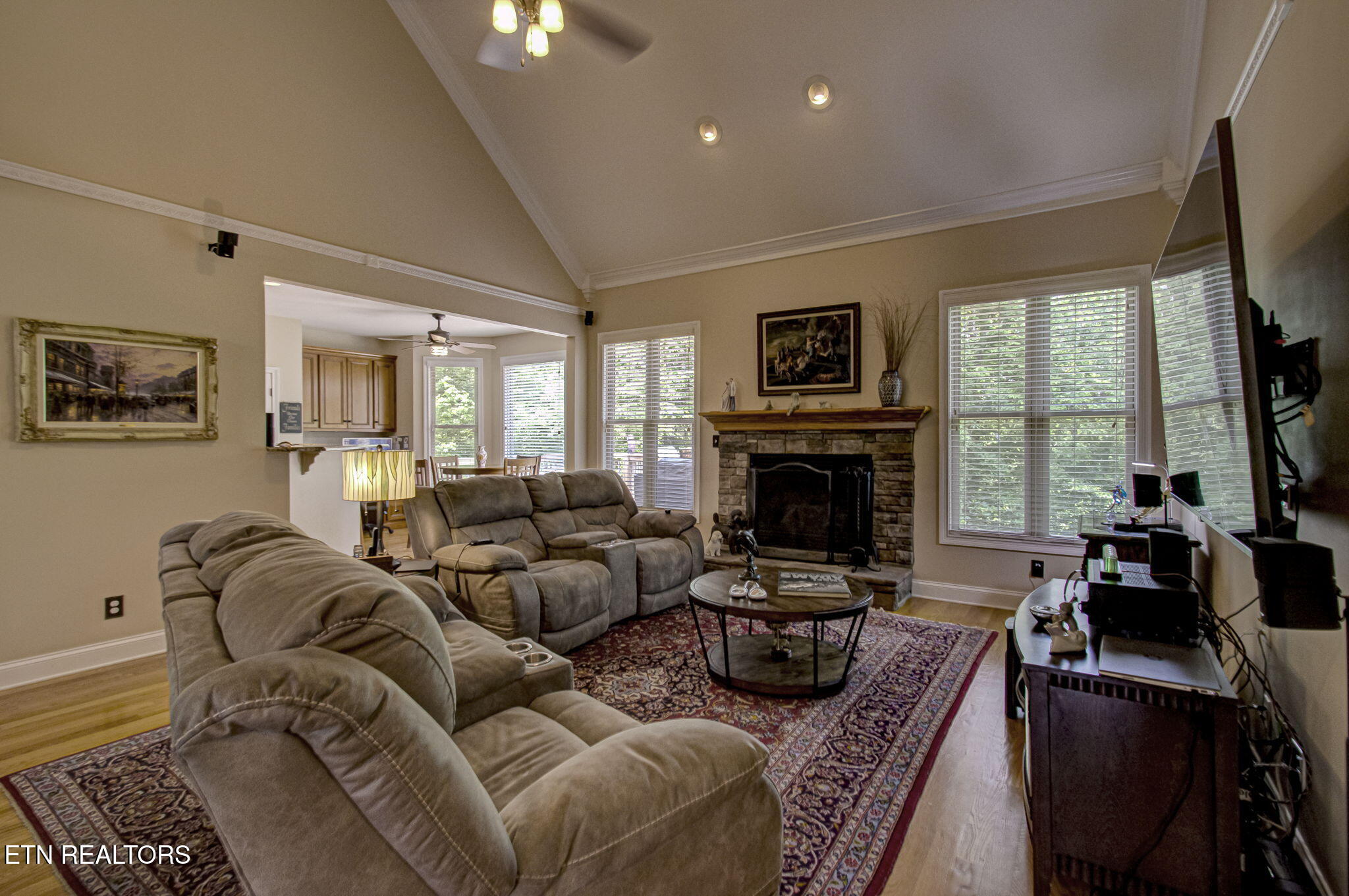 220 W Mountain Drive Rockwood TN 37854