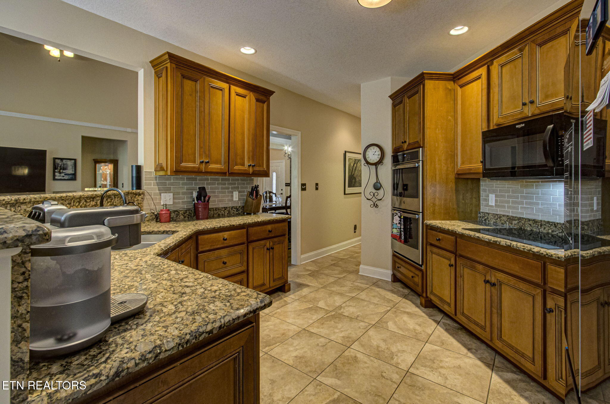 220 W Mountain Drive Rockwood TN 37854
