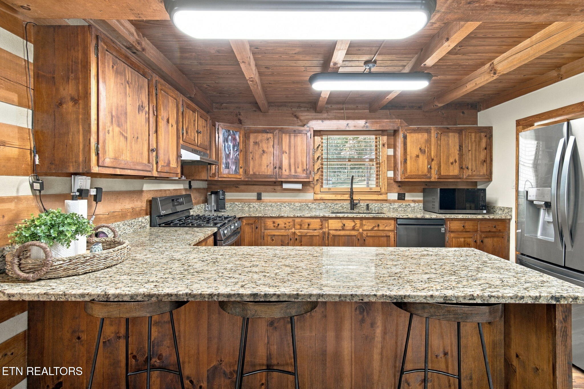 175 & 230 Johnson Lane Rocky Top TN 37769