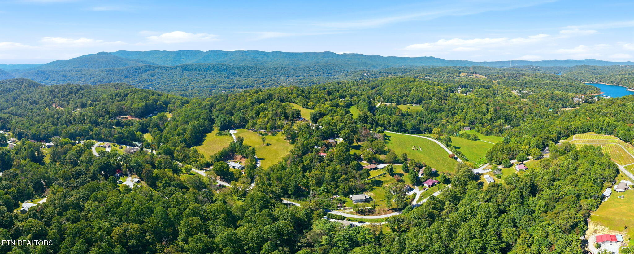 175 & 230 Johnson Lane Rocky Top TN 37769