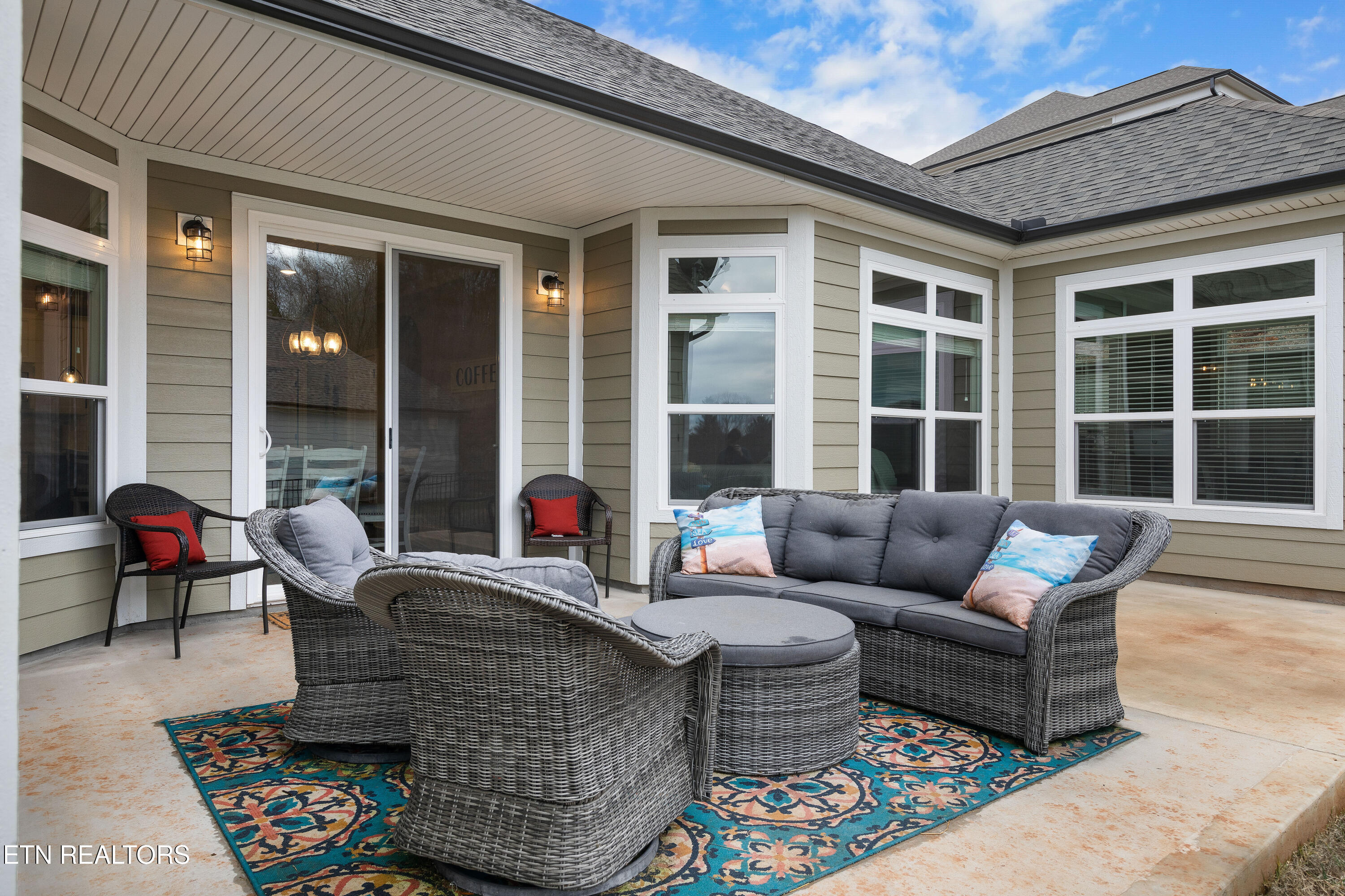 135 Cherry Blossom Court Lenoir City TN 37772