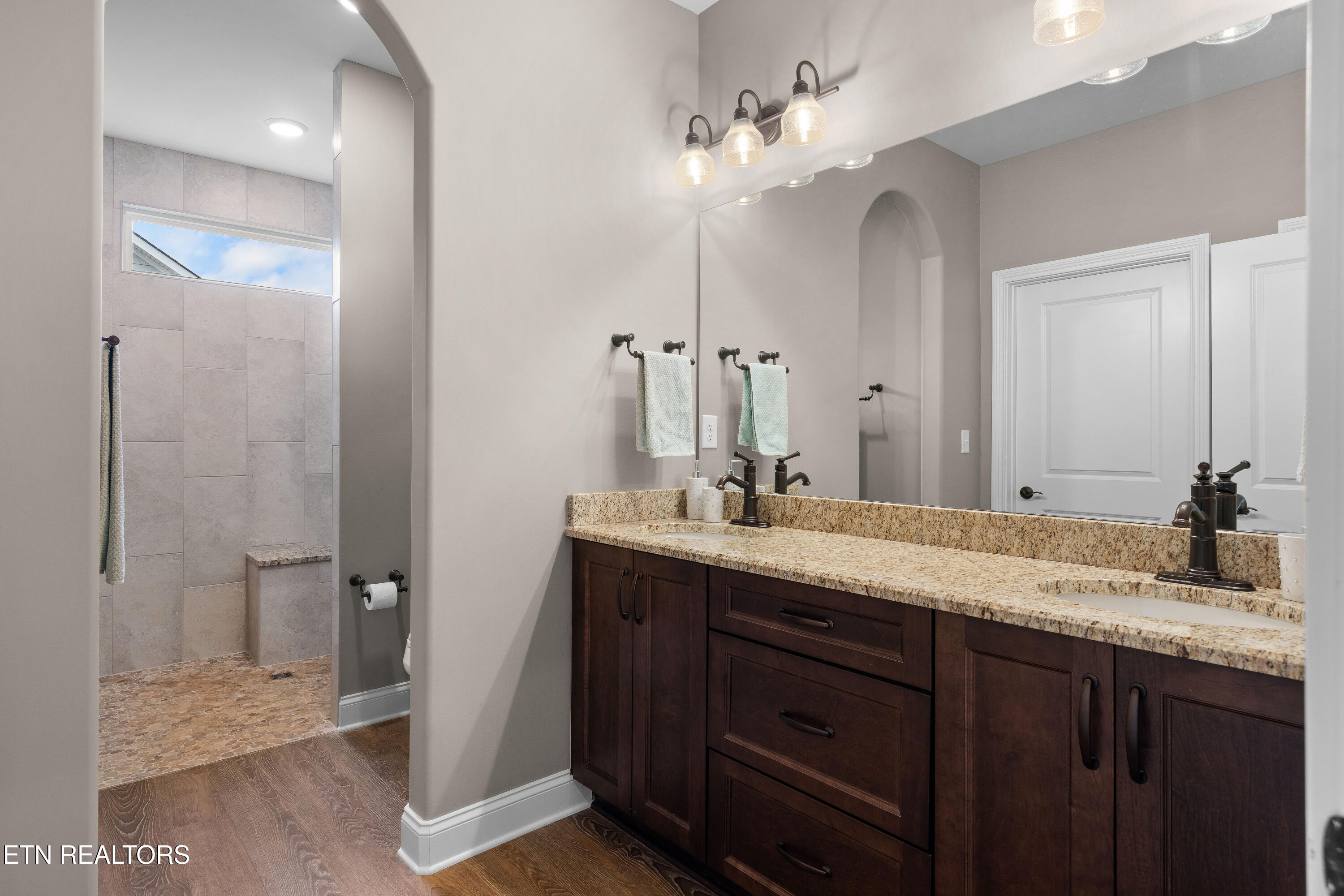 135 Cherry Blossom Court Lenoir City TN 37772