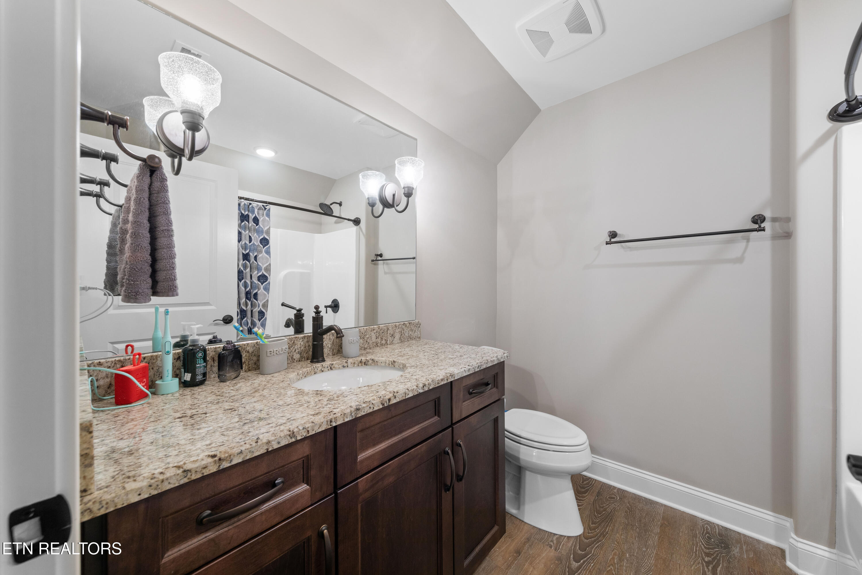 135 Cherry Blossom Court Lenoir City TN 37772