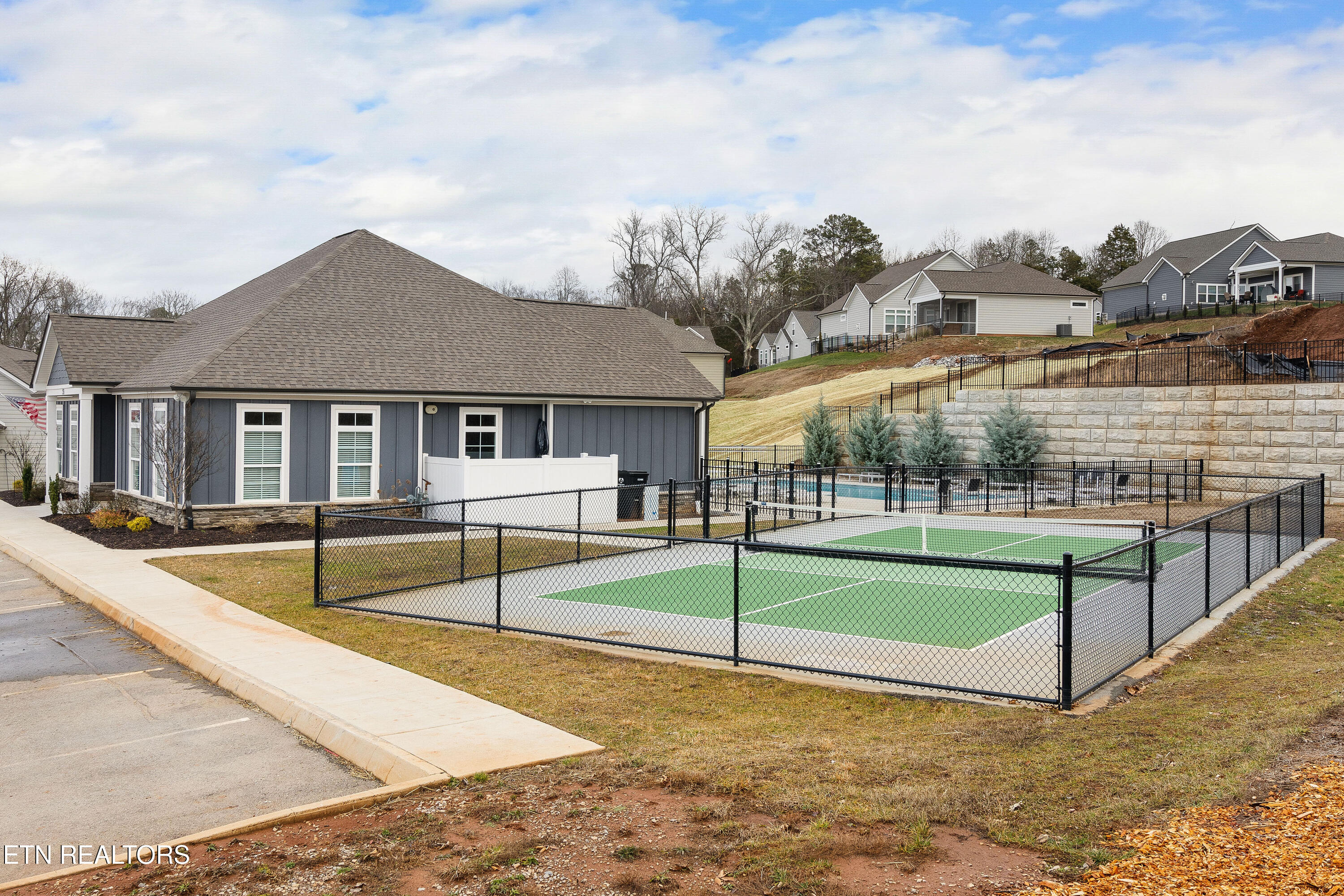 135 Cherry Blossom Court Lenoir City TN 37772