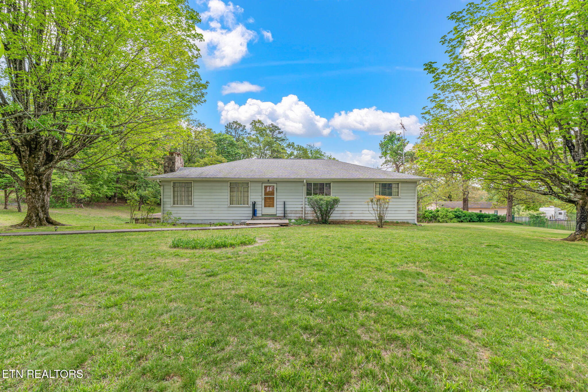 126 Hicks Lane Rockwood TN 37854