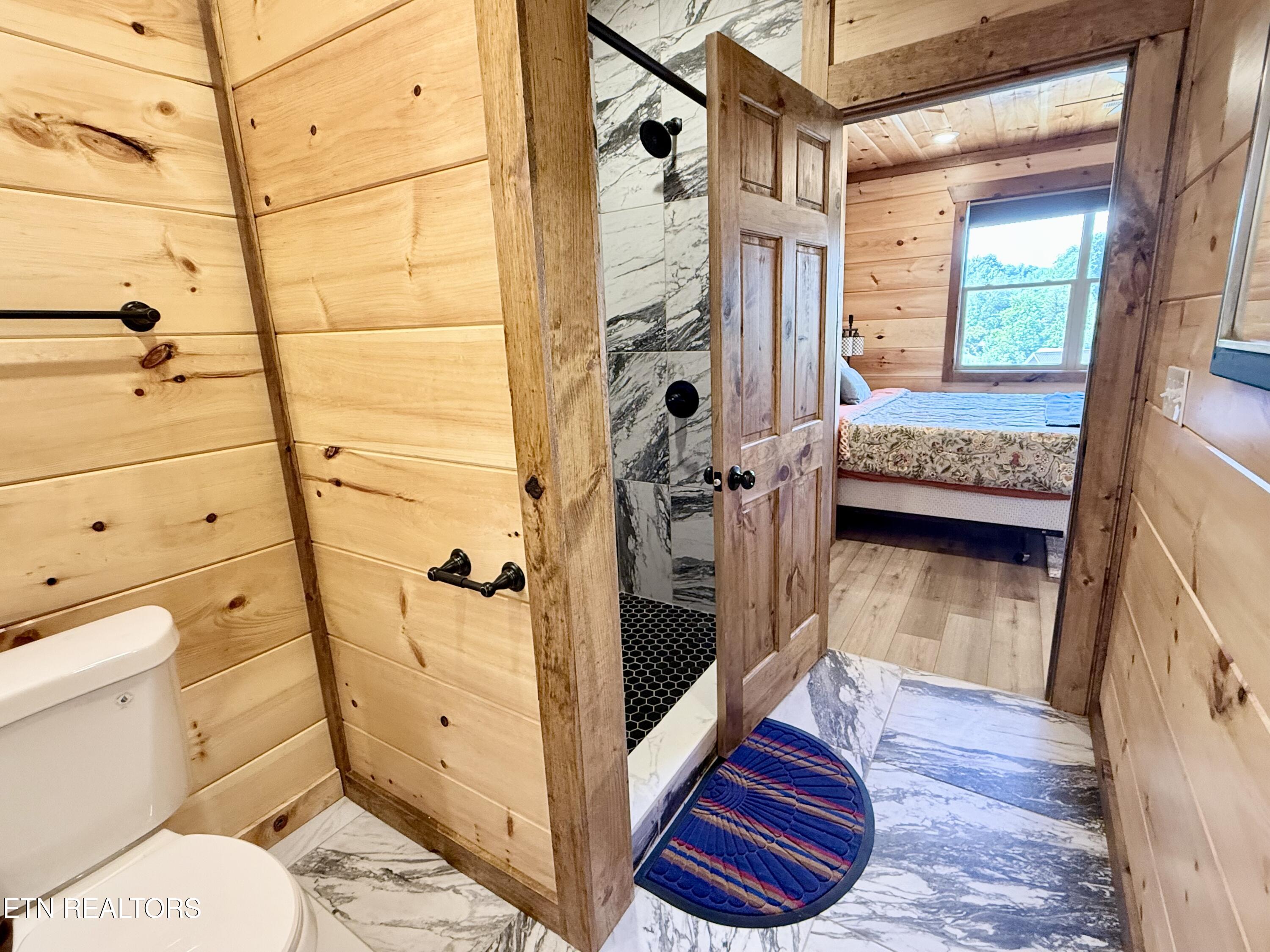 1124 Sanctuary Shores Way Sevierville TN 37876