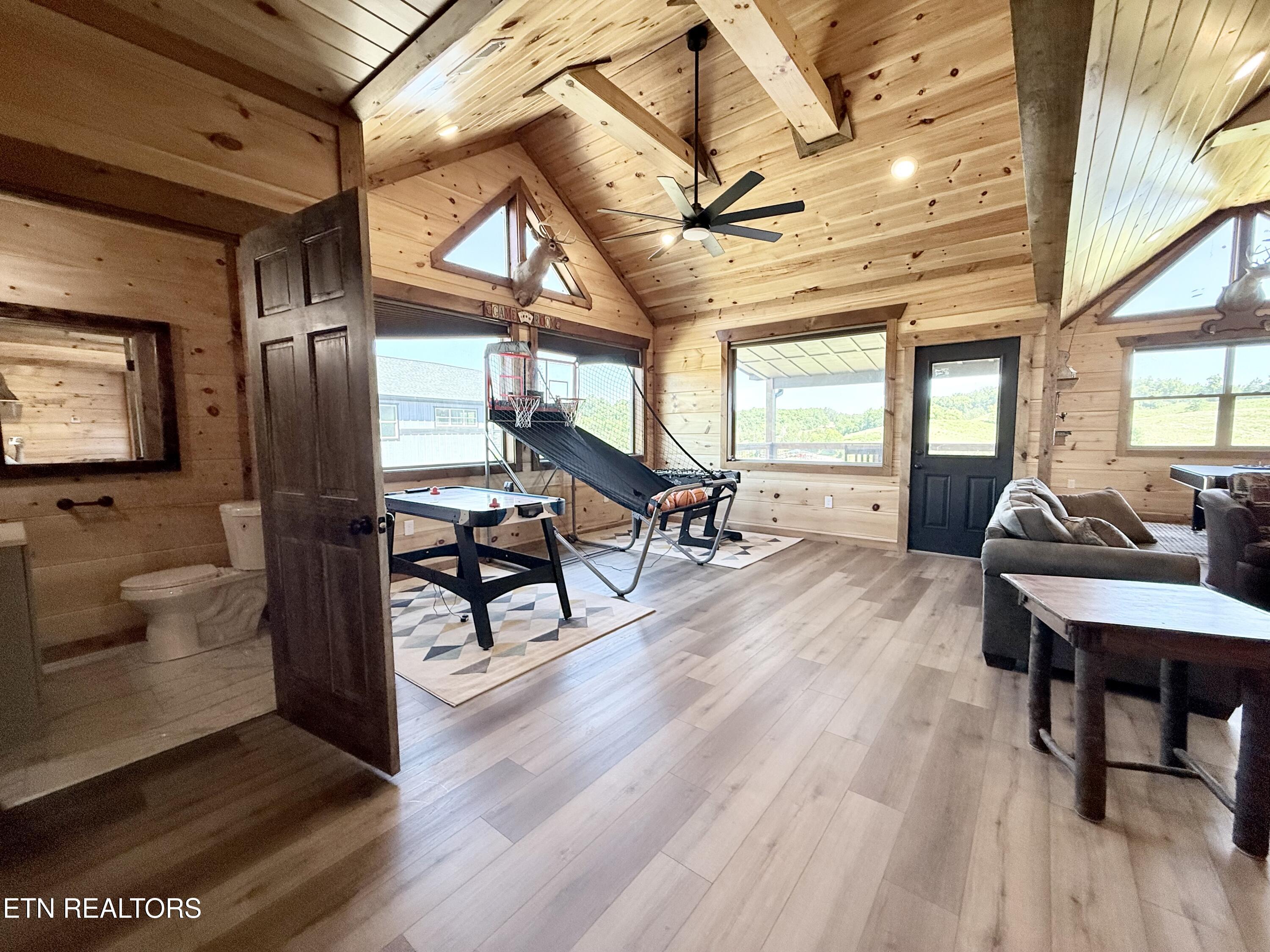 1124 Sanctuary Shores Way Sevierville TN 37876