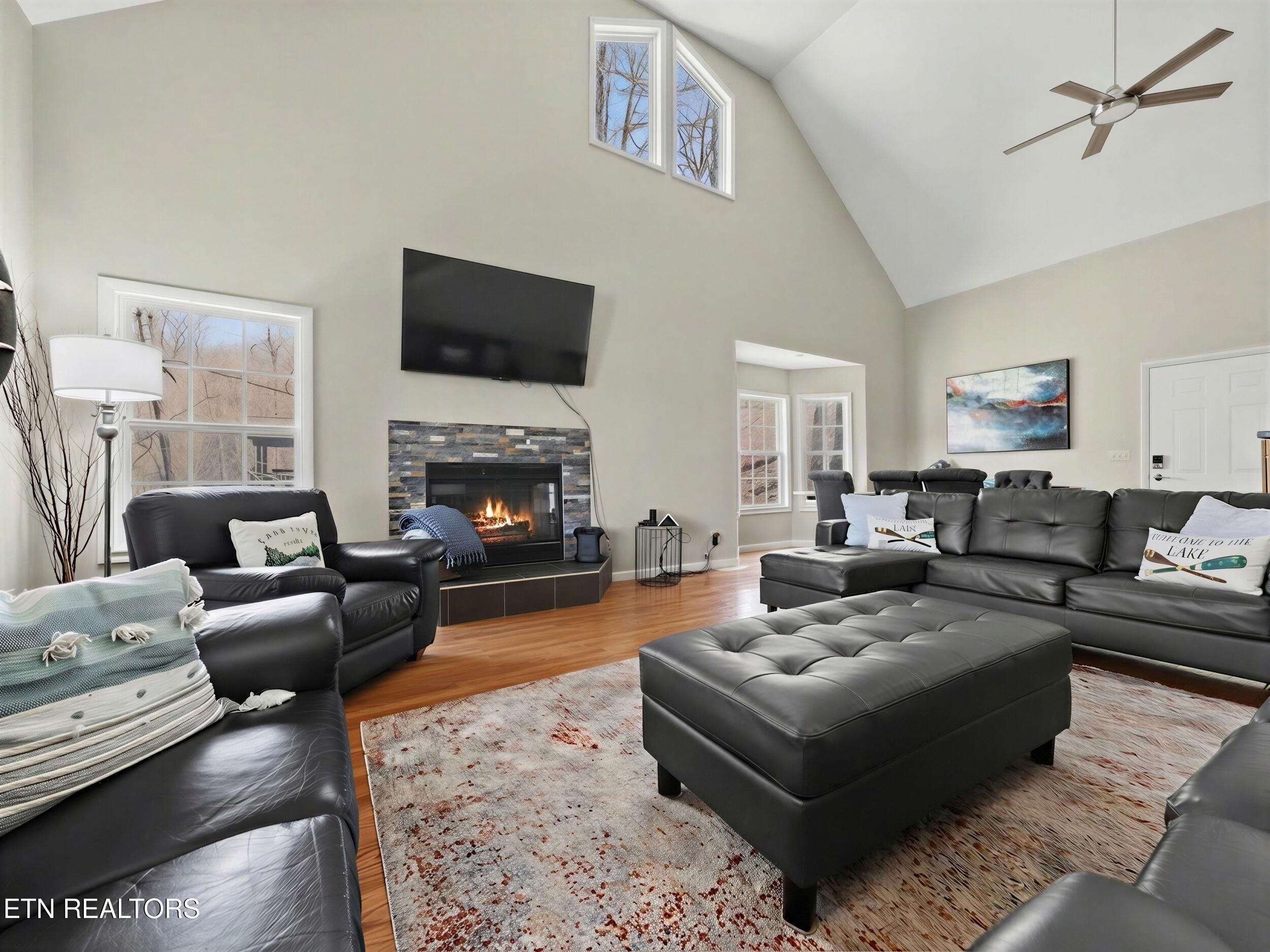 1447 Cove Pointe Road Lafollette TN 37766