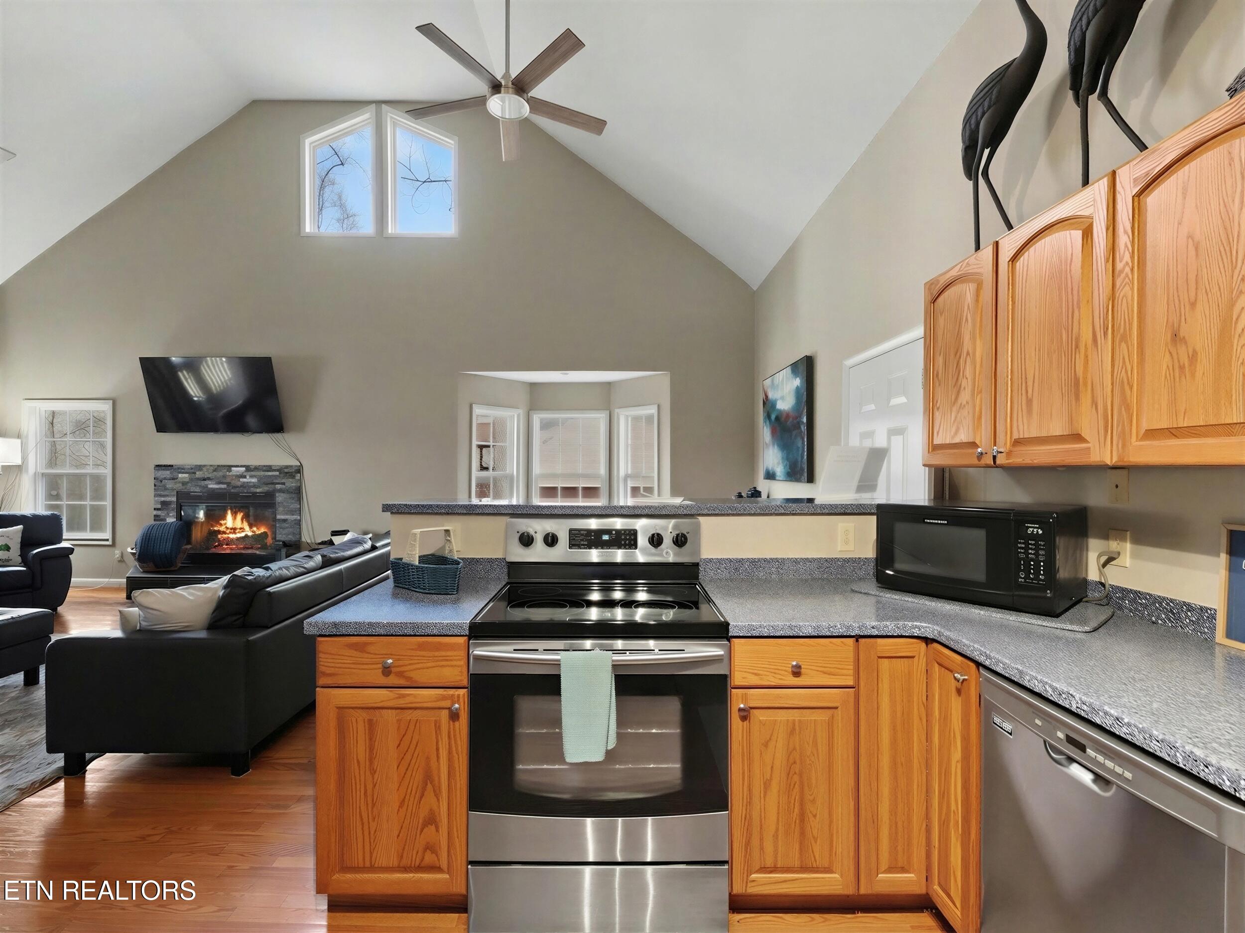 1447 Cove Pointe Road Lafollette TN 37766
