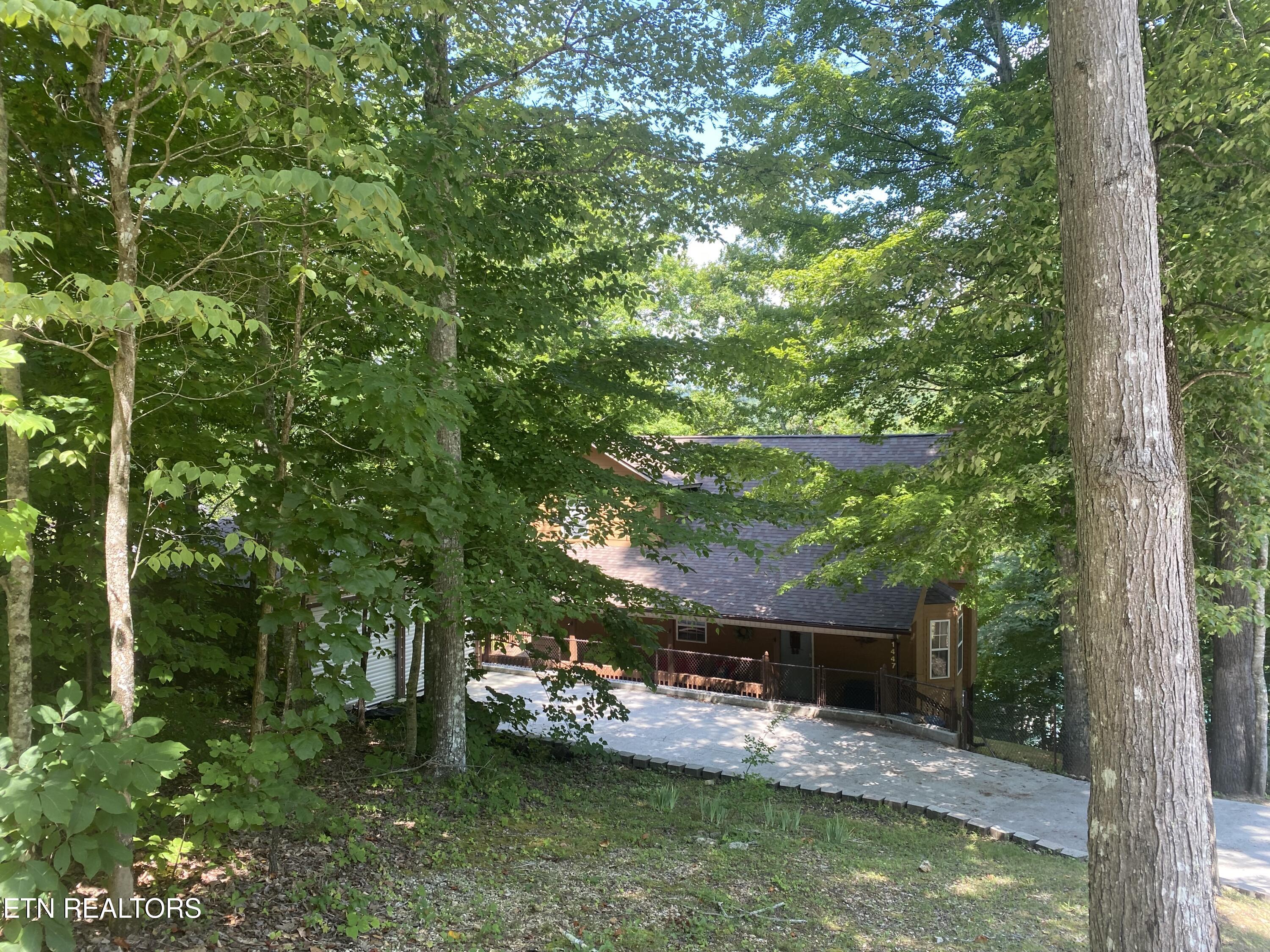 1447 Cove Pointe Road Lafollette TN 37766